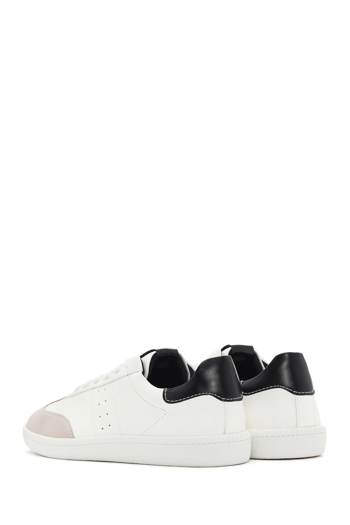 Kadın Beyaz Bağcıklı Sneaker - Image 5