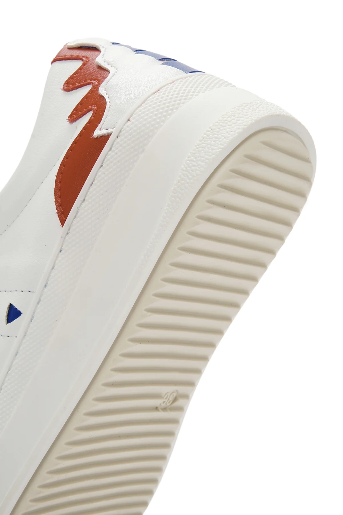 Kadın Beyaz Desenli Sneaker - Image 8