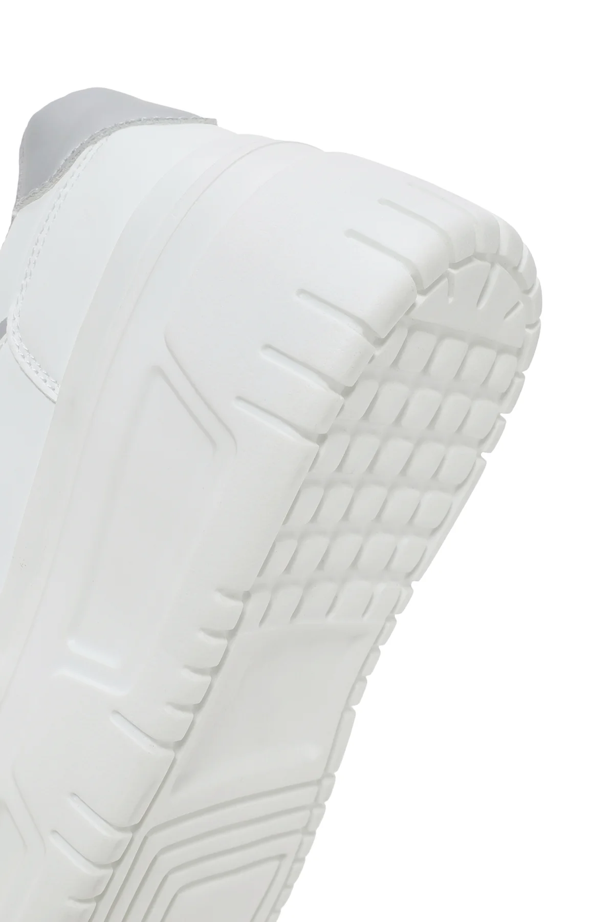 Kadın Beyaz Kalın Tabanlı Sneaker - Image 8