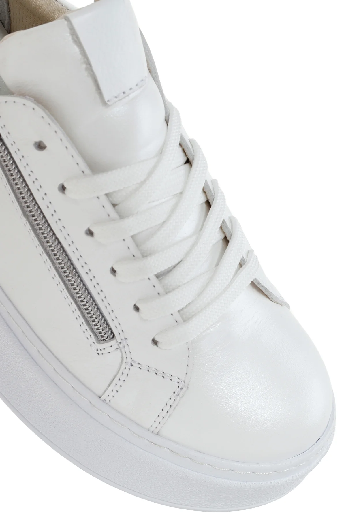 Kadın Beyaz Kalın Tabanlı Yandan Fermuarlı Deri Sneaker - Image 10