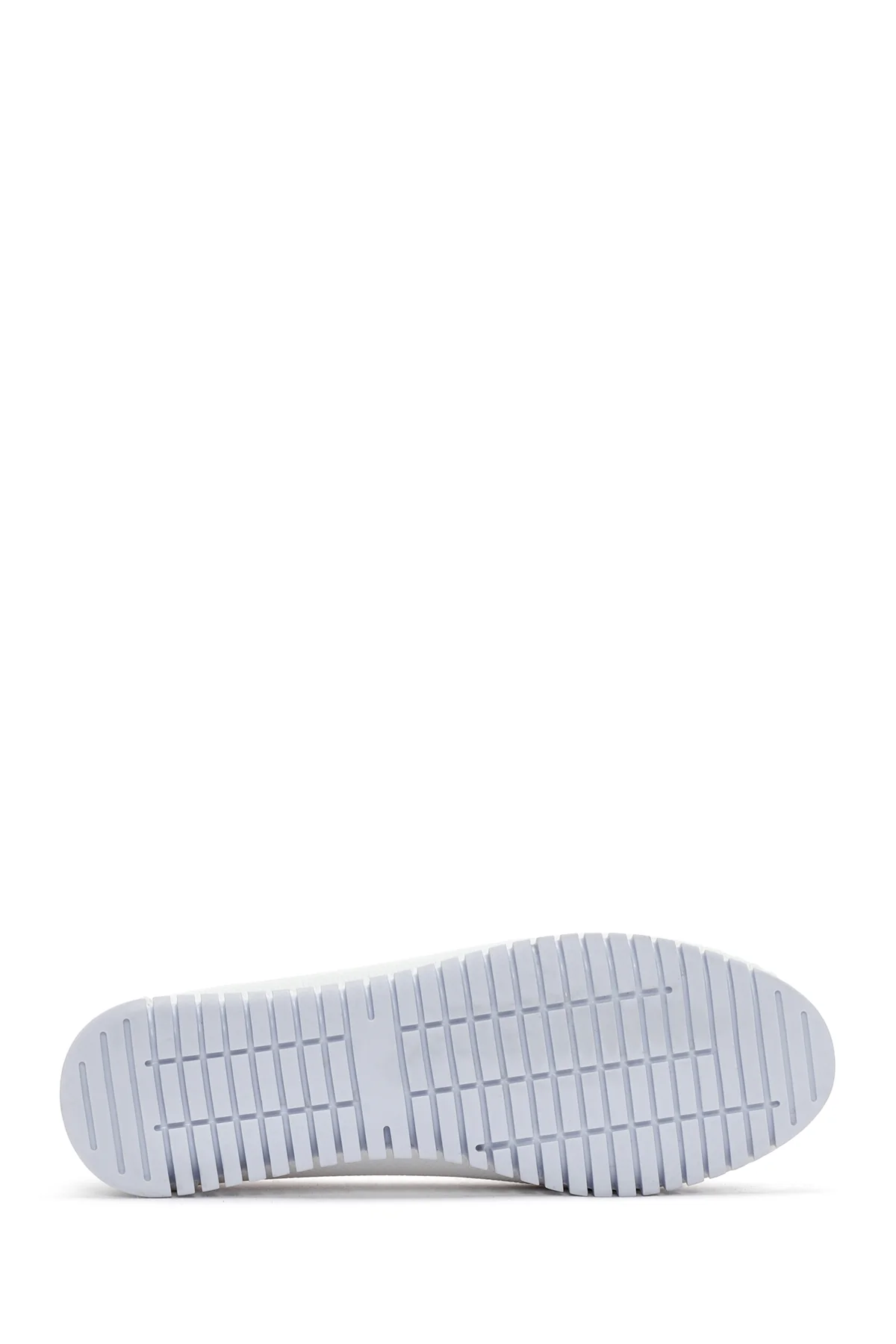 Kadın Beyaz Püskül Detaylı Loafer - Image 4