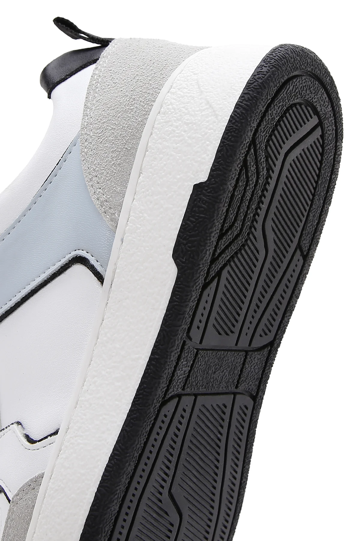 Kadın Beyaz Süet Detaylı Sneaker - Image 7