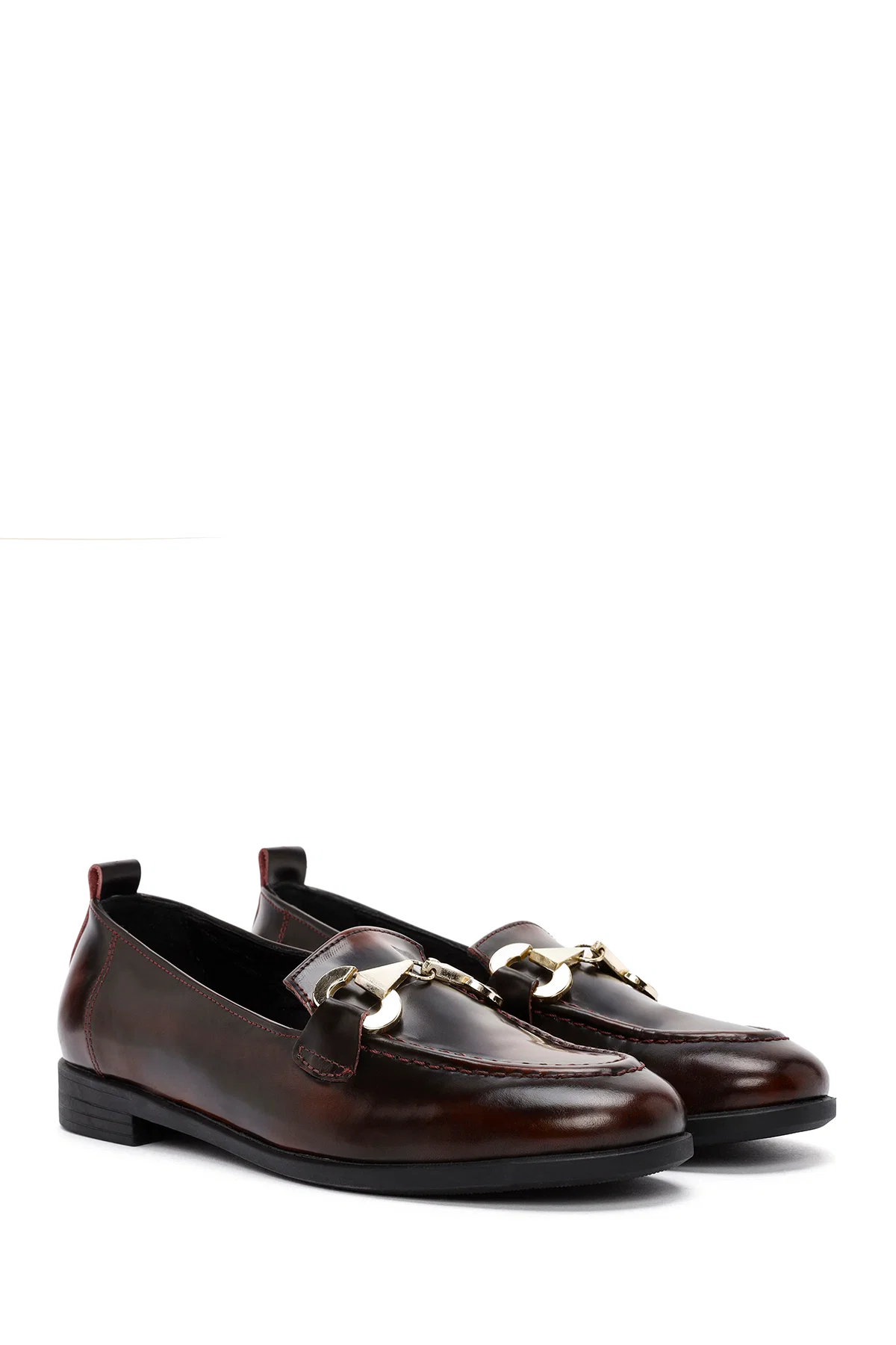Kadın Bordo Toka Detaylı Deri Maskülen Loafer - Image 3