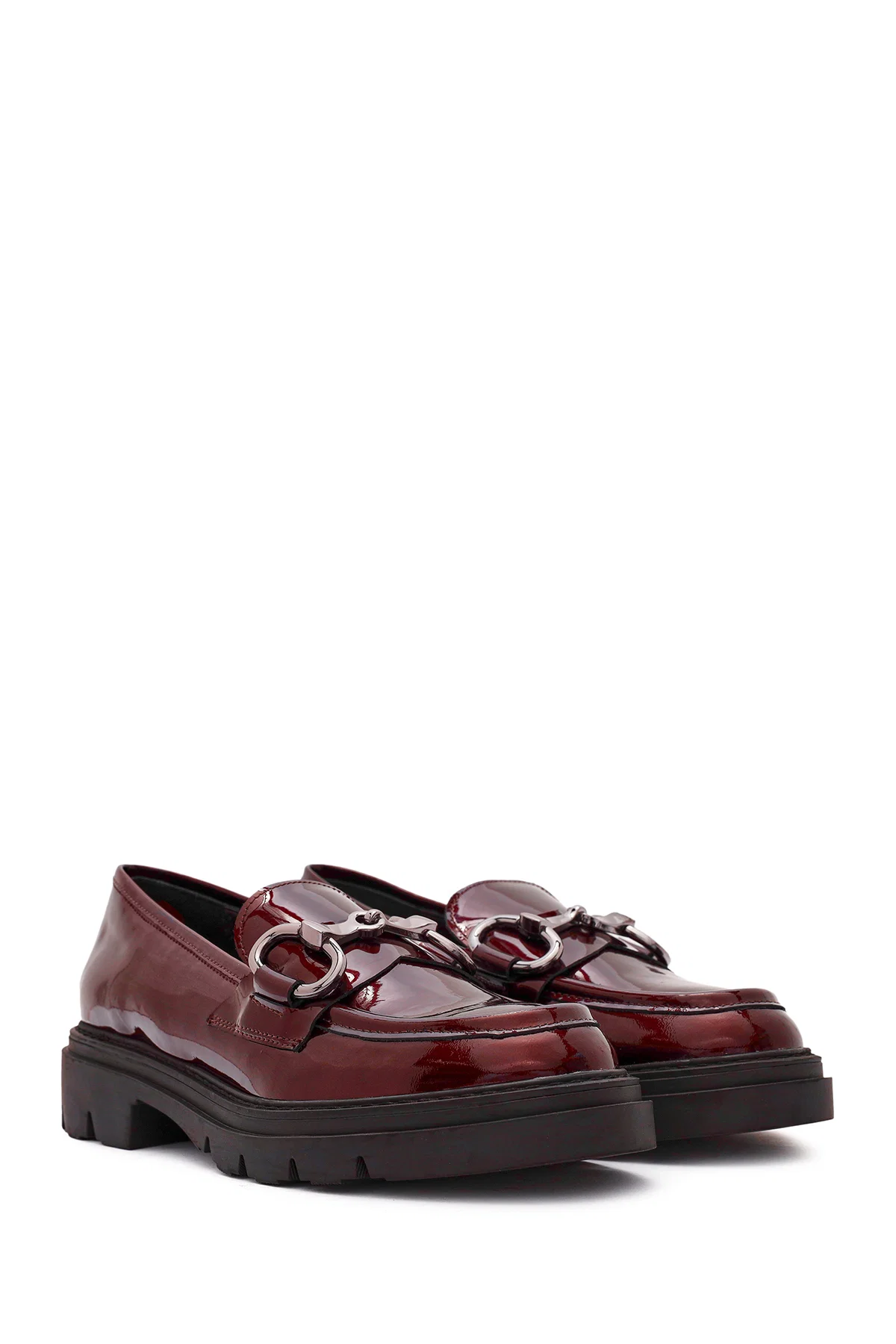 Kadın Bordo Toka Detaylı Rugan Deri Maskülen Loafer - Image 3