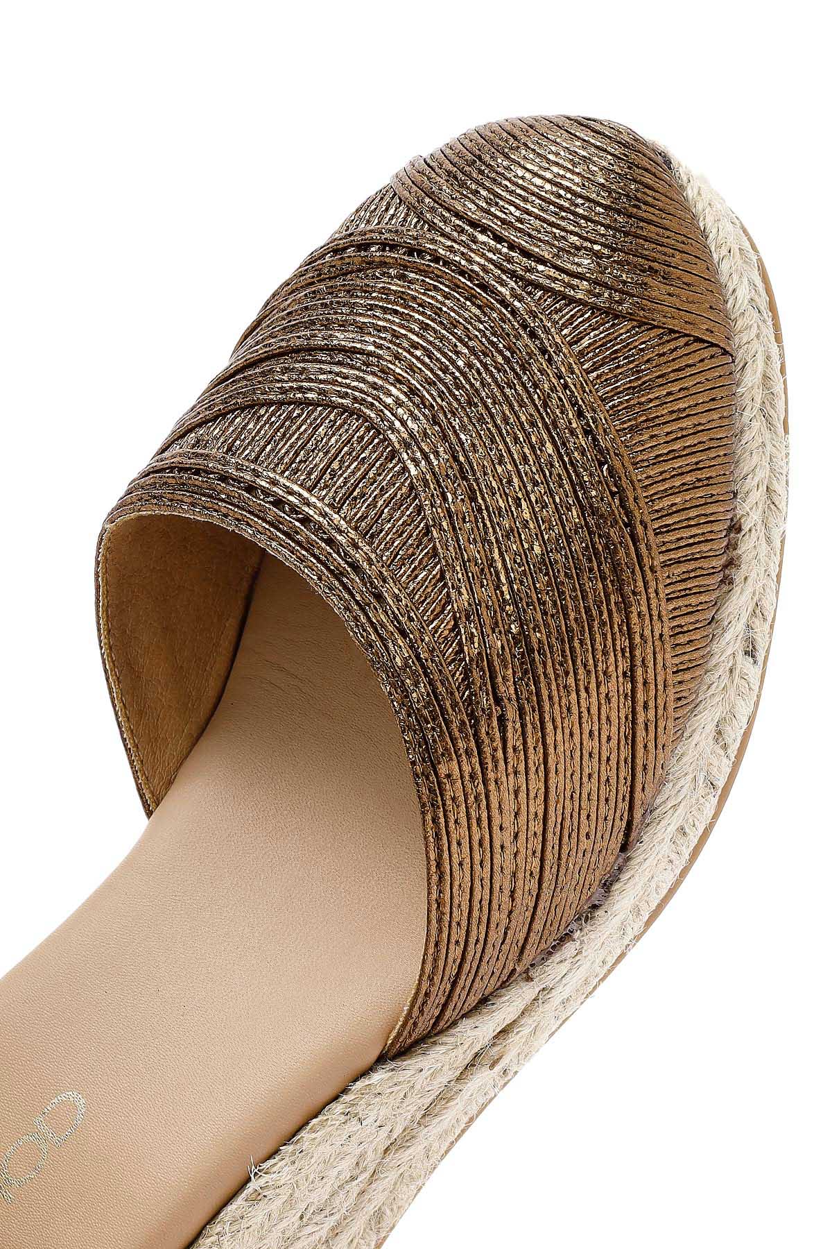 Kadın Bronz Bilekten Tokalı Metalik Dolgu Topuklu Espadril - Image 11