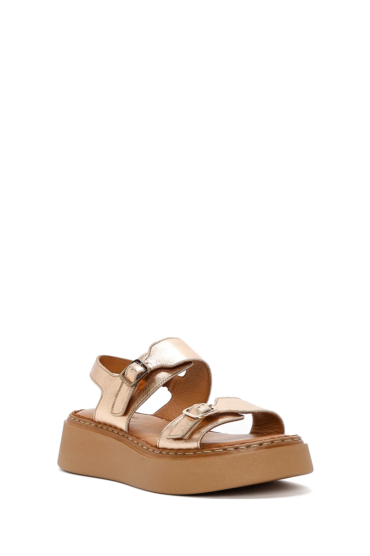 Kadın Bronz Tokalı Kalın Tabanlı Metalik Deri Comfort Sandalet - Image 6
