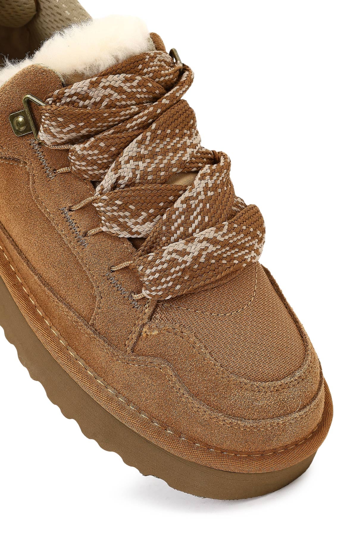 Kadın Camel Bağcıklı Kalın Tabanlı Tüylü Süet Deri Teddy Sneaker - Image 9