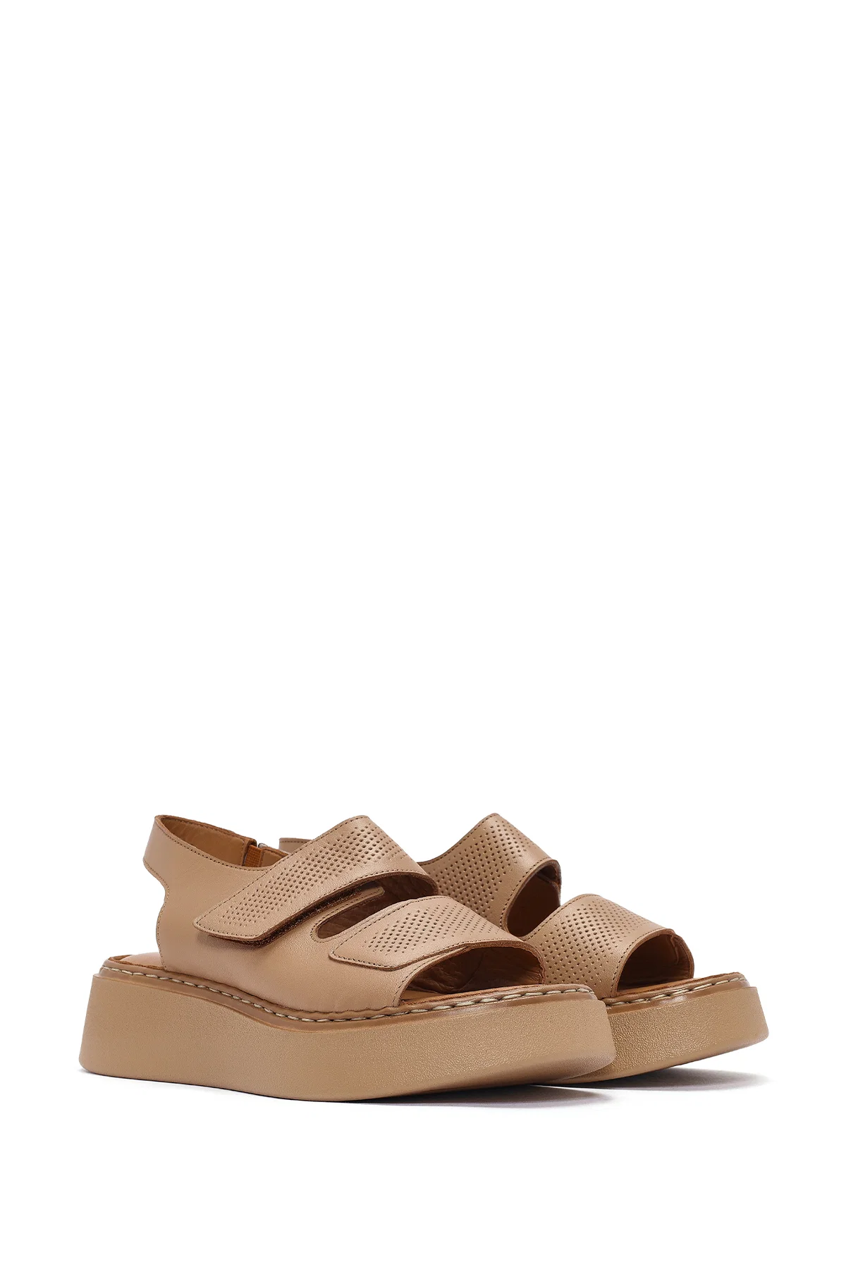 Kadın Camel Bantlı Kalın Tabanlı Deri Comfort Sandalet - Image 3