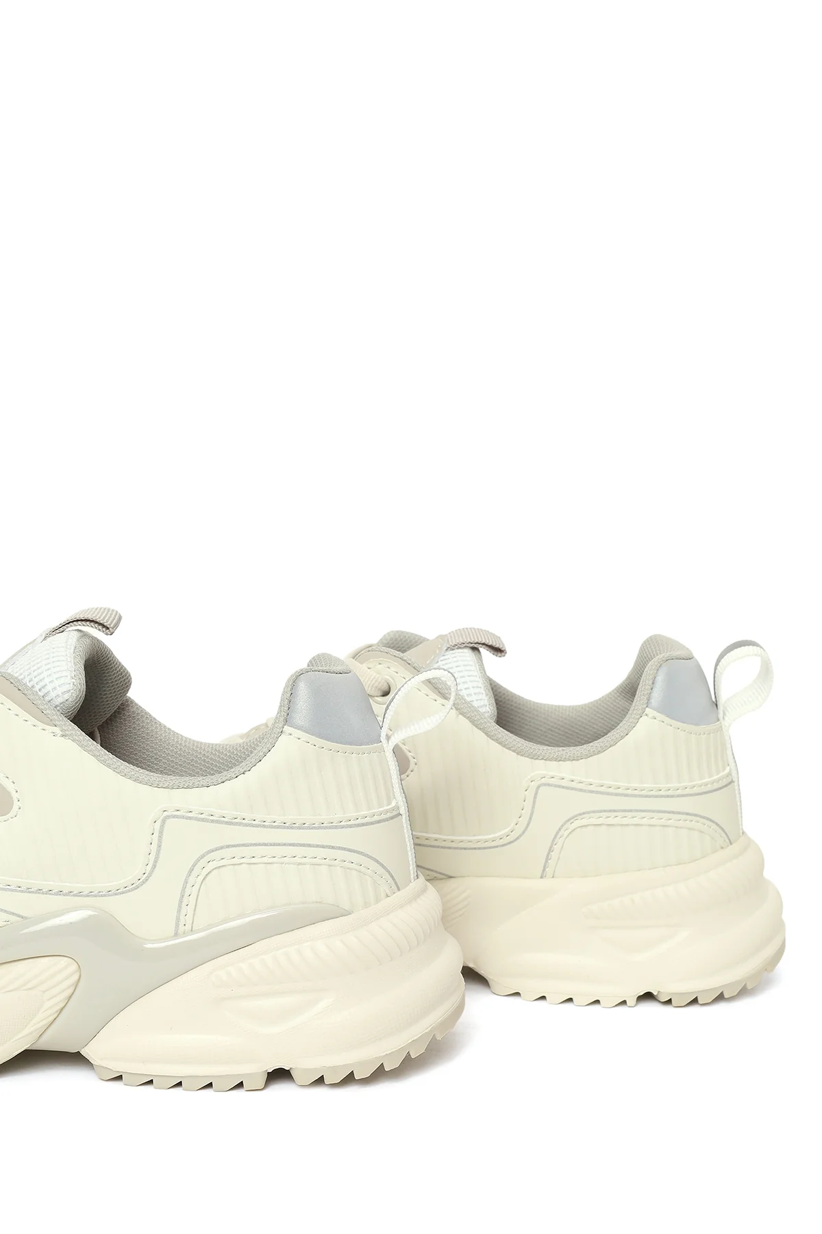 Kadın Gri Kalın Tabanlı Bağcıklı Sneaker - Image 12
