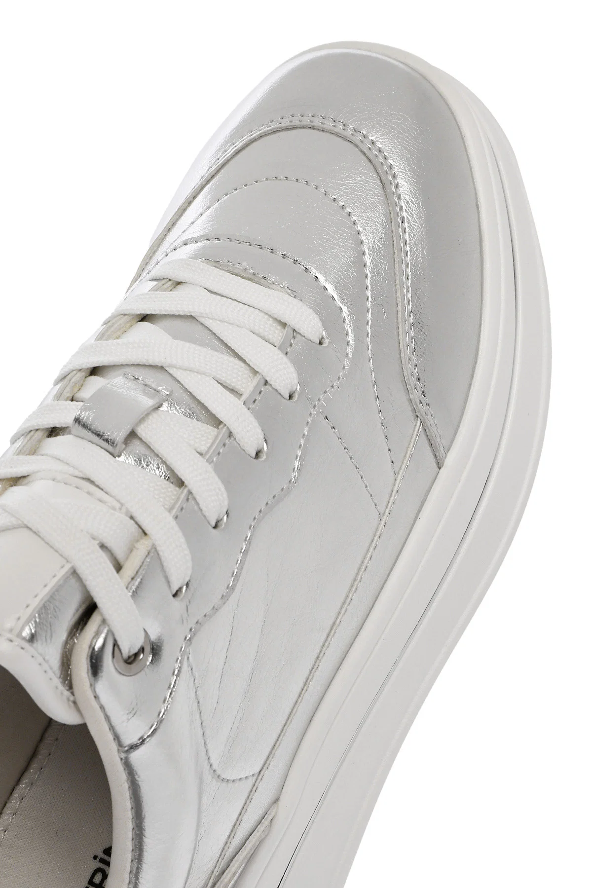 Kadın Gümüş Bağcıklı Kalın Tabanlı Metalik Sneaker - Image 10