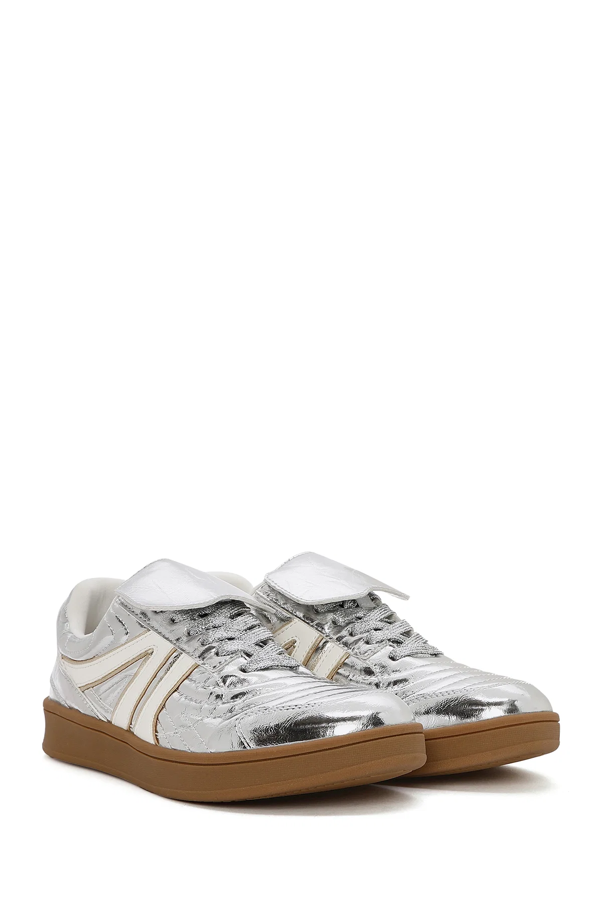 Kadın Gümüş Bağcıklı Metalik Sneaker - Image 3