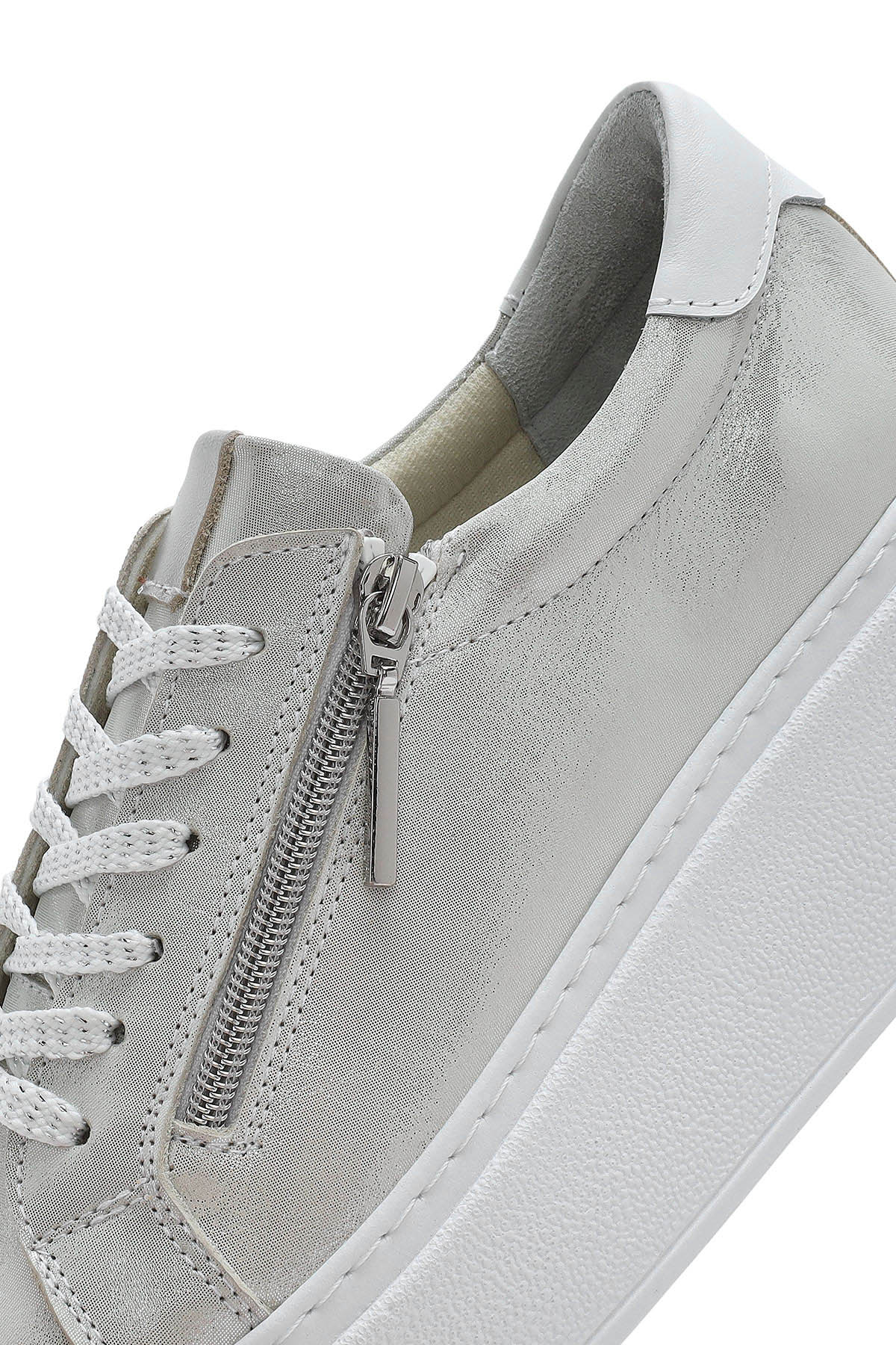 Kadın Gümüş Kalın Tabanlı Yandan Fermuarlı Deri Sneaker - Image 9