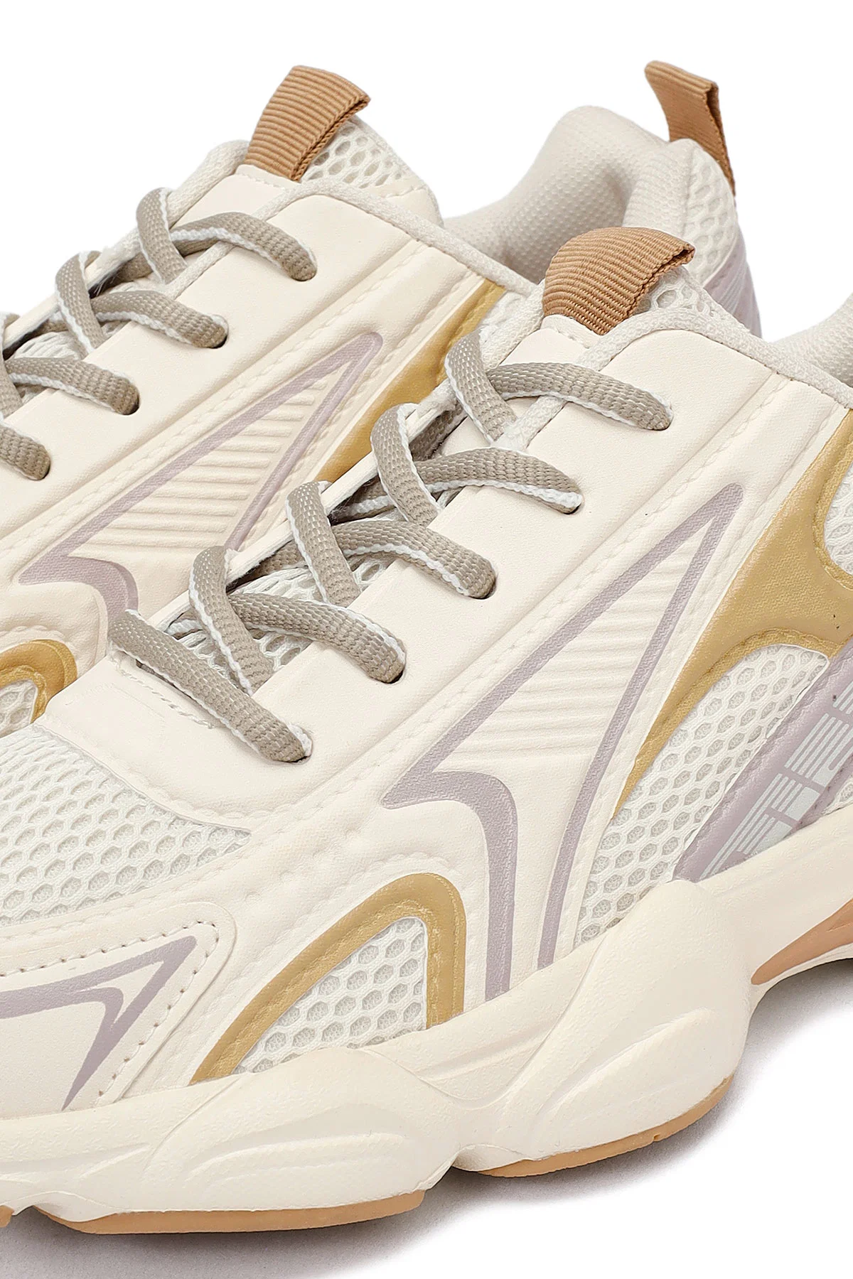Kadın Krem Bağcıklı Kalın Tabanlı Sneaker - Image 10