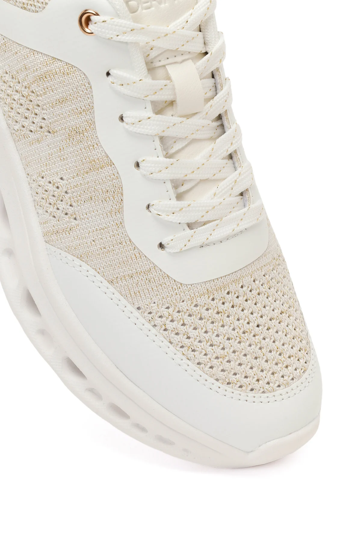 Kadın Krem Bağcıklı Kalın Tabanlı Sneaker - Image 9