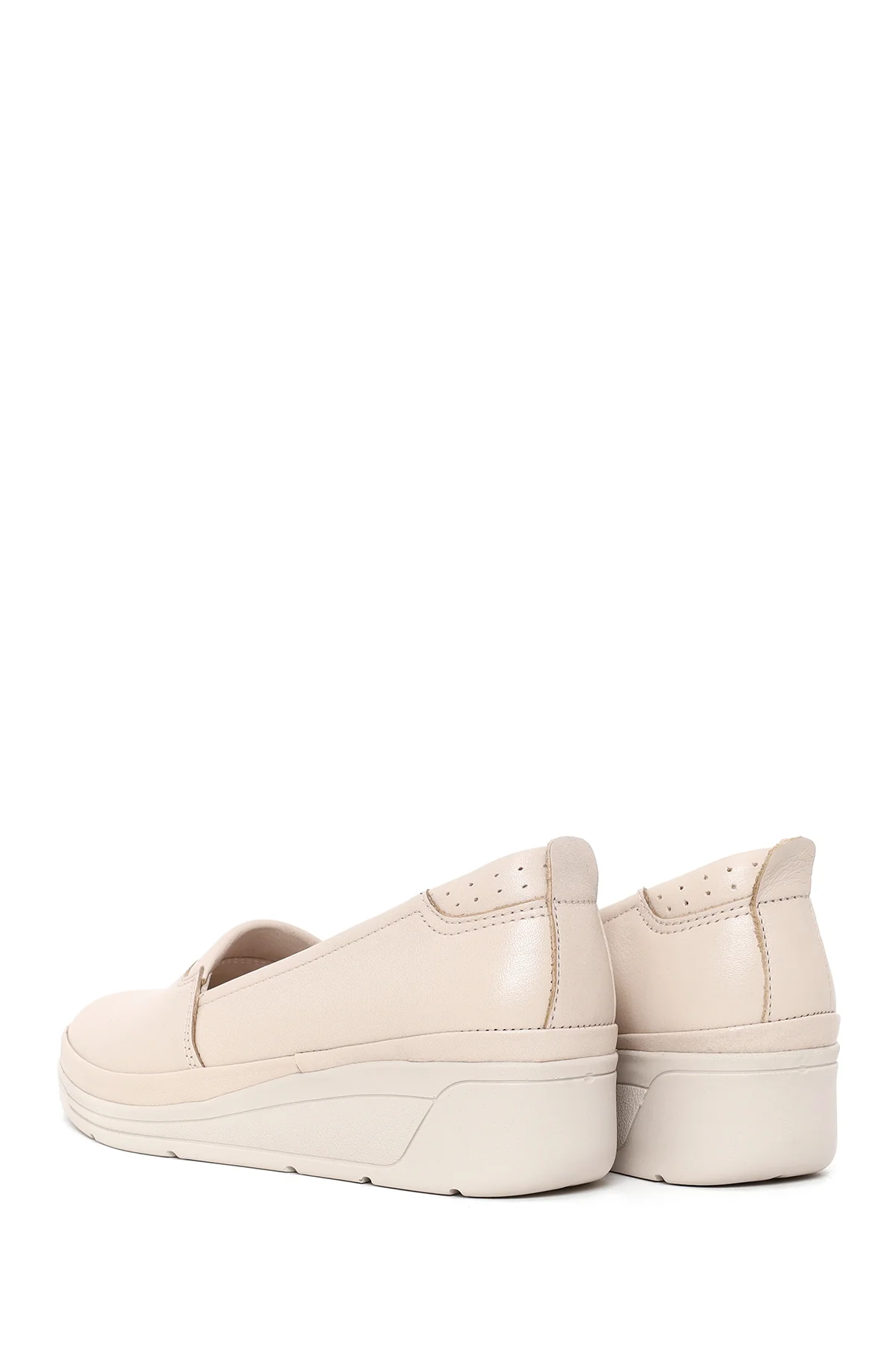 Kadın Krem Dolgu Topuklu Deri Konfor Loafer - Image 6