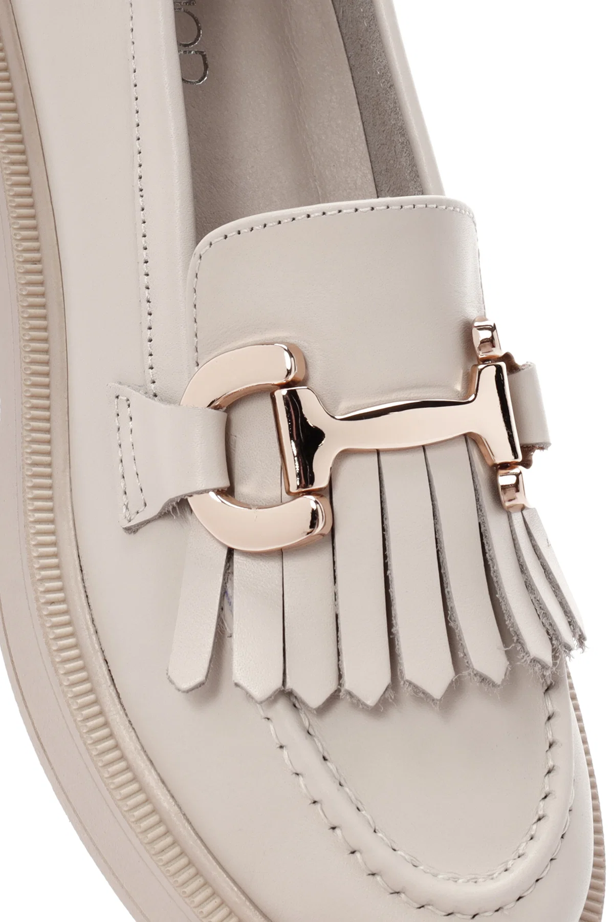 Kadın Krem Püsküllü Deri Casual Loafer - Image 11