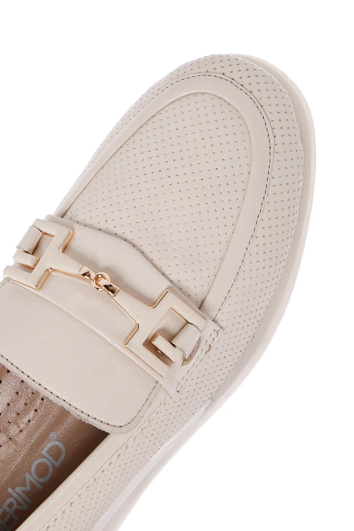 Kadın Krem Toka Detaylı Deri Comfort Loafer - Image 10