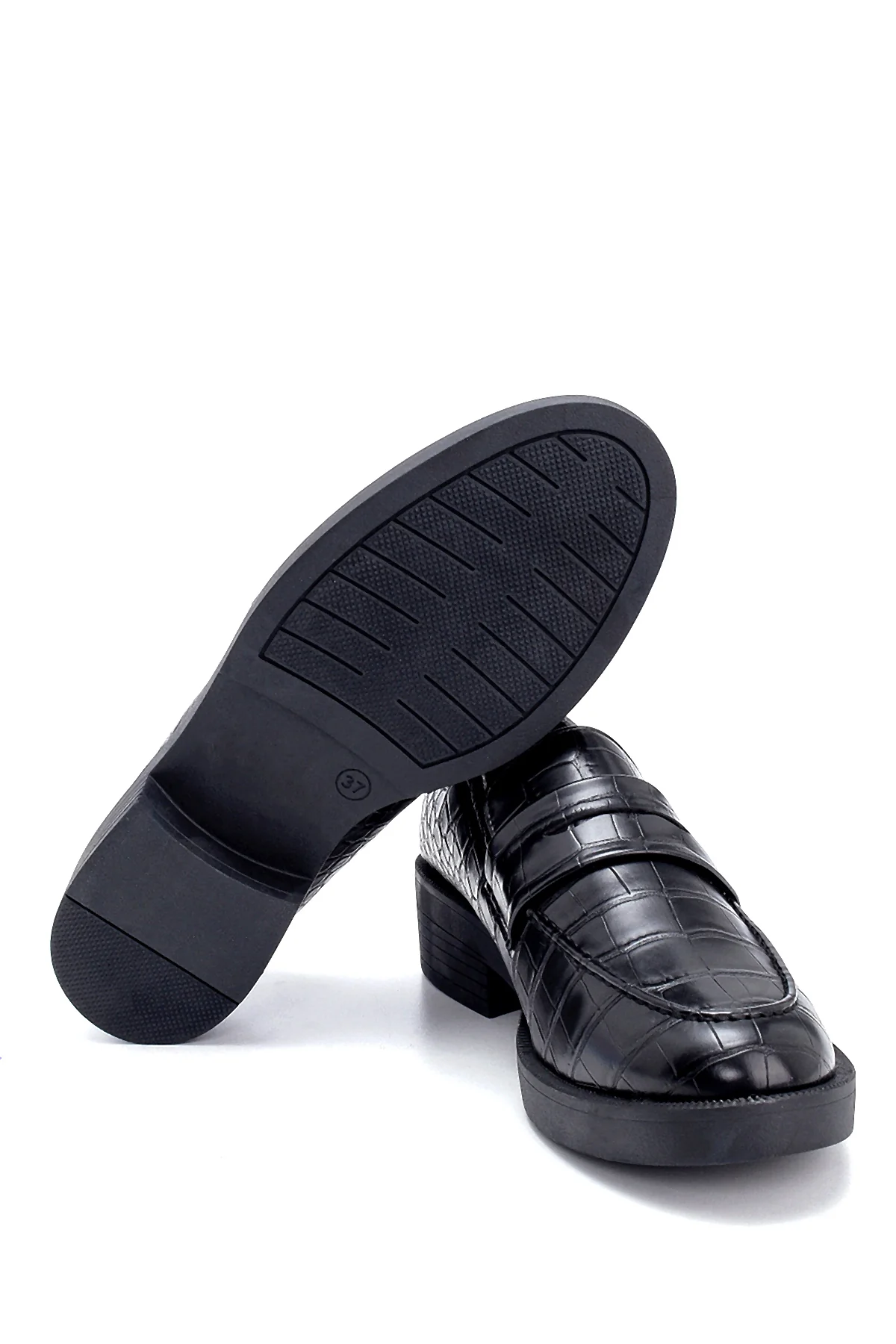 Kadın Kroko Desenli Loafer - Image 4