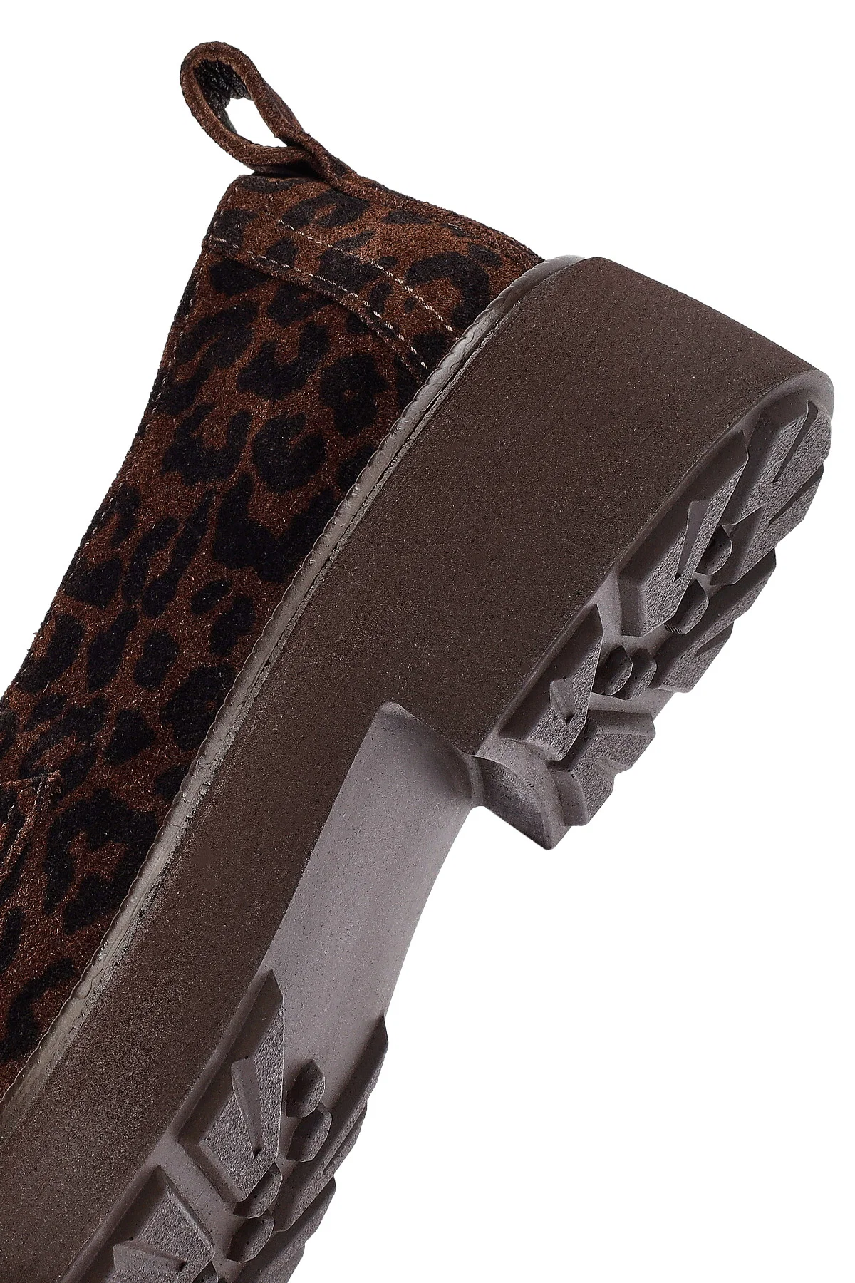 Kadın Leopar Desenli Süet Deri Maskülen Loafer - Image 8