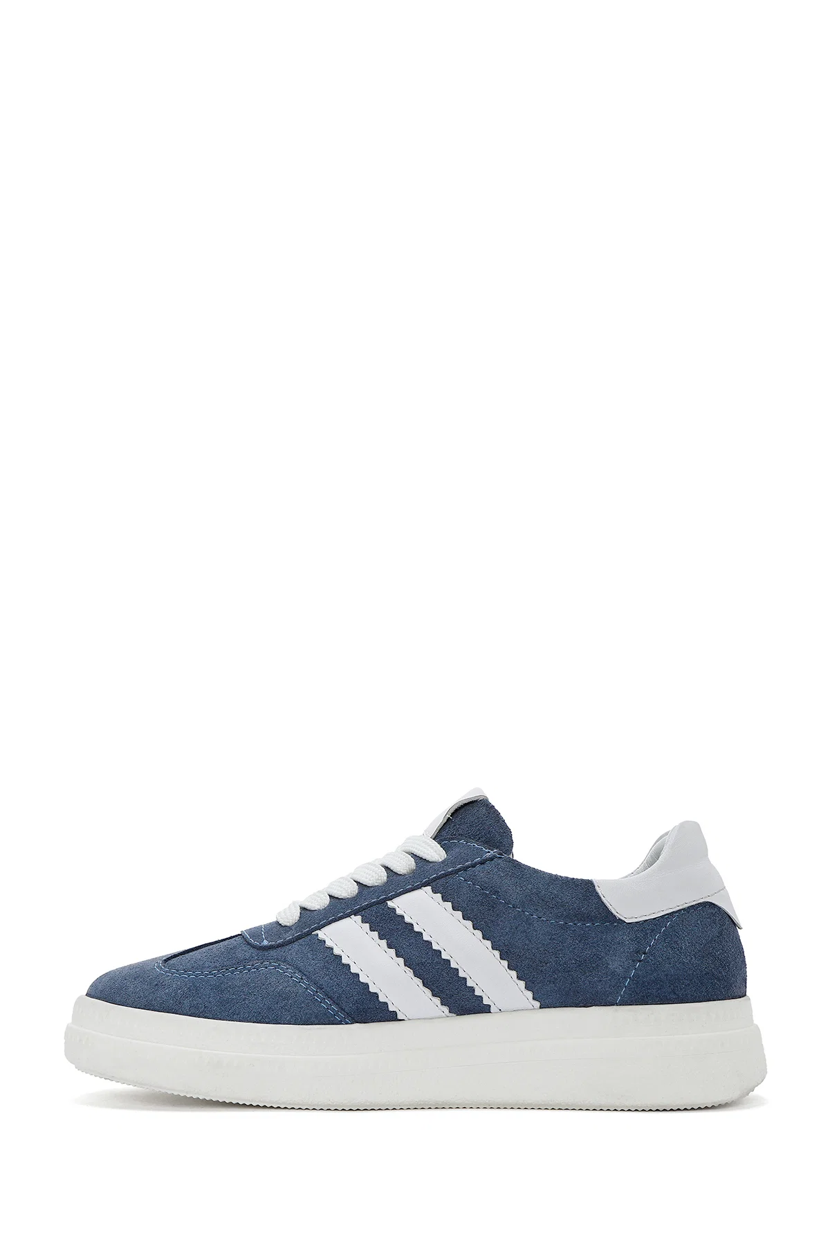 Kadın Mavi Bağcıklı Kalın Tabanlı Süet Deri Sneaker - Image 2