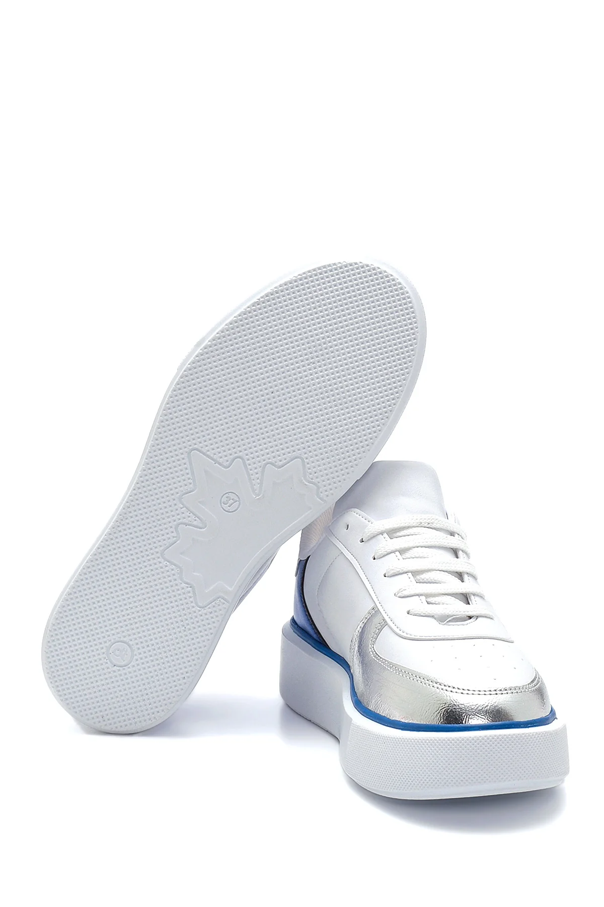 Kadın Metal Detaylı Sneaker - Image 4