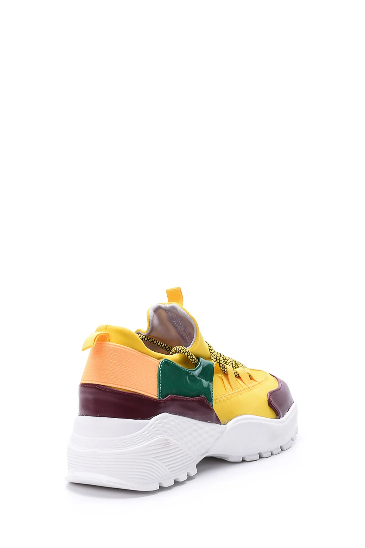 Kadın Rugan Detaylı Sneaker - Image 5