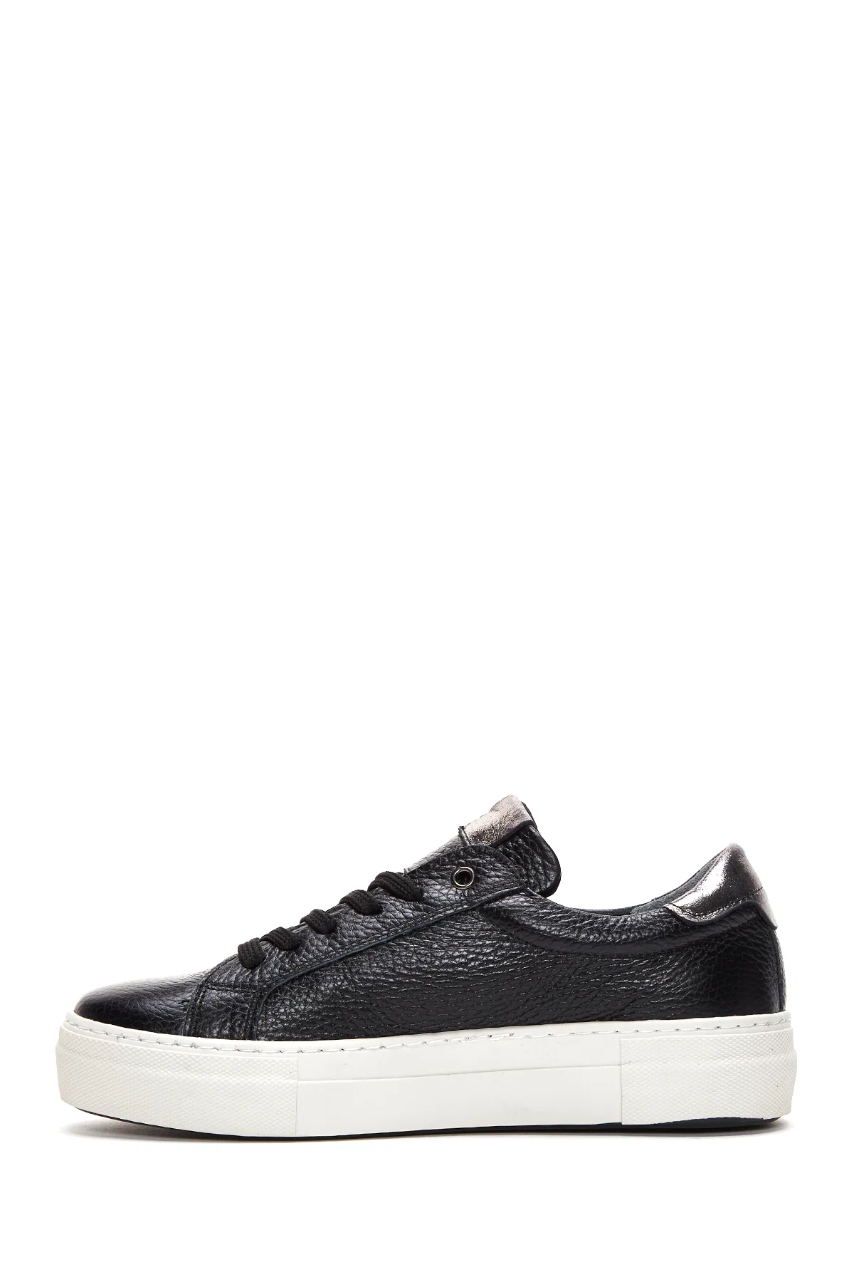 Kadın Siyah Bağcıklı Deri Sneaker - Image 2
