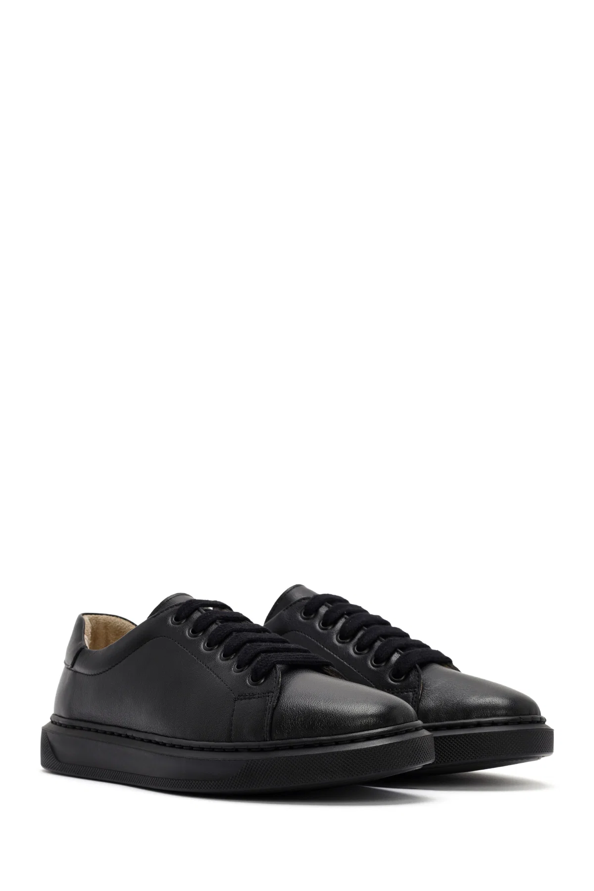 Kadın Siyah Bağcıklı Deri Sneaker - Image 3