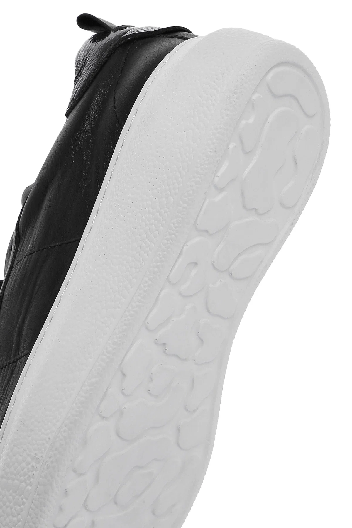 Kadın Siyah Bağcıklı Deri Sneaker - Image 8