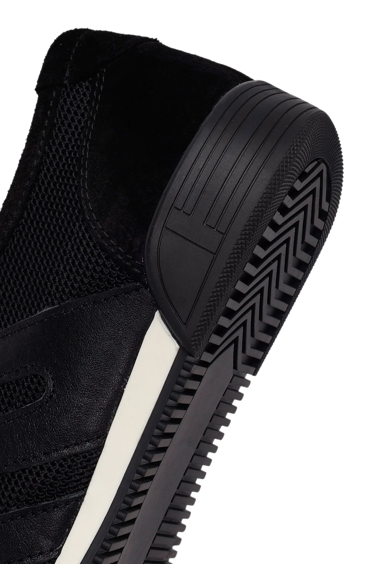 Kadın Siyah Bağcıklı Deri Sneaker - Image 8