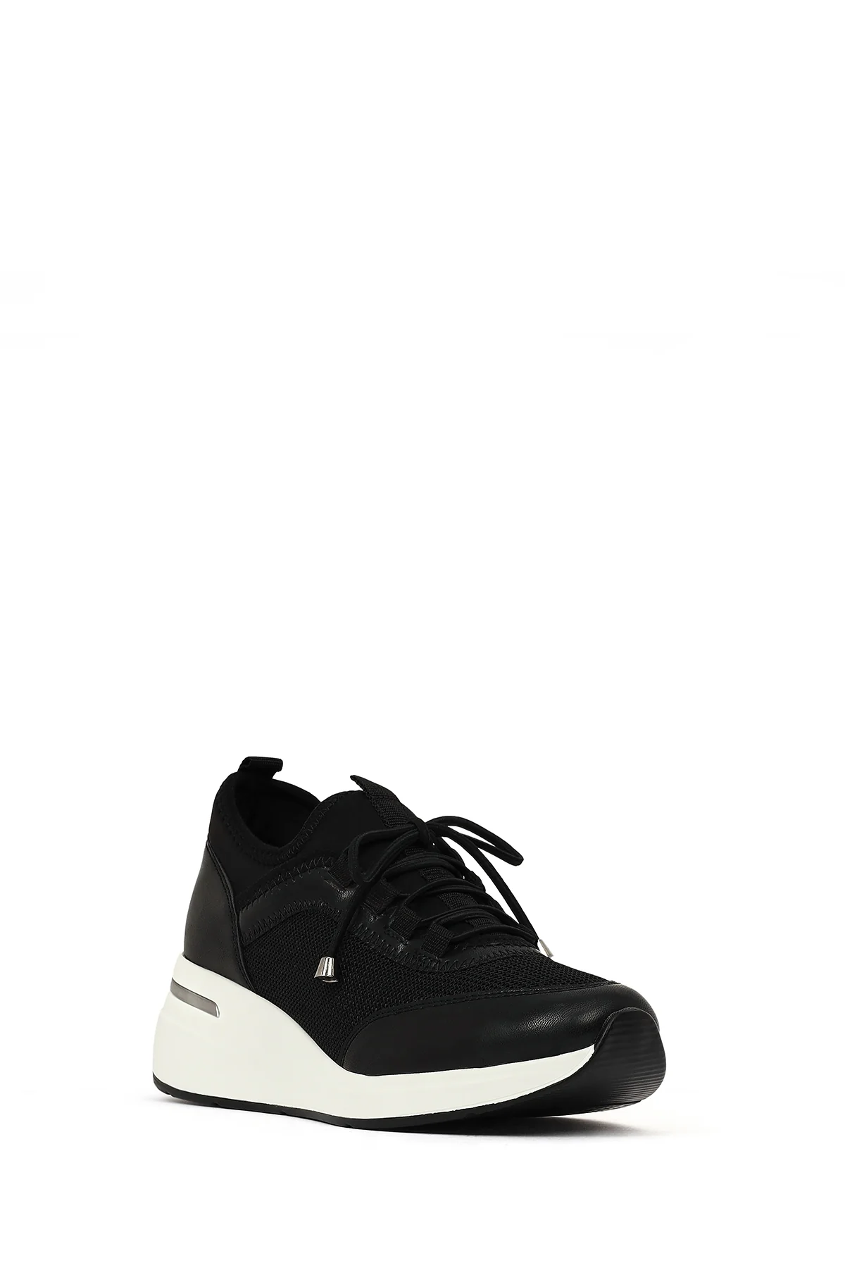 Kadın Siyah Bağcıklı Dolgu Topuklu Sneaker - Image 7