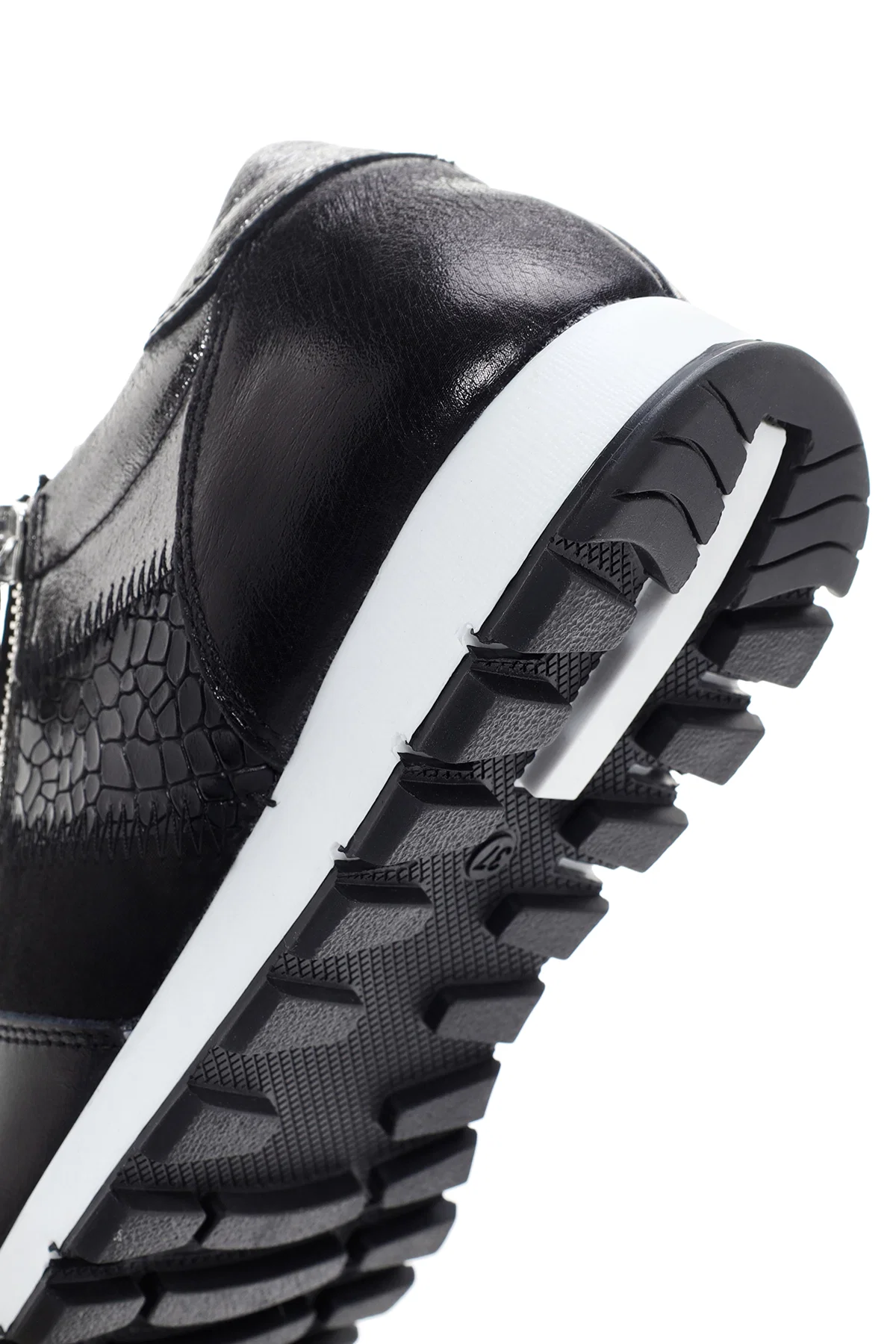 Kadın Siyah Bağcıklı Fermuar Detaylı Deri Sneaker - Image 7