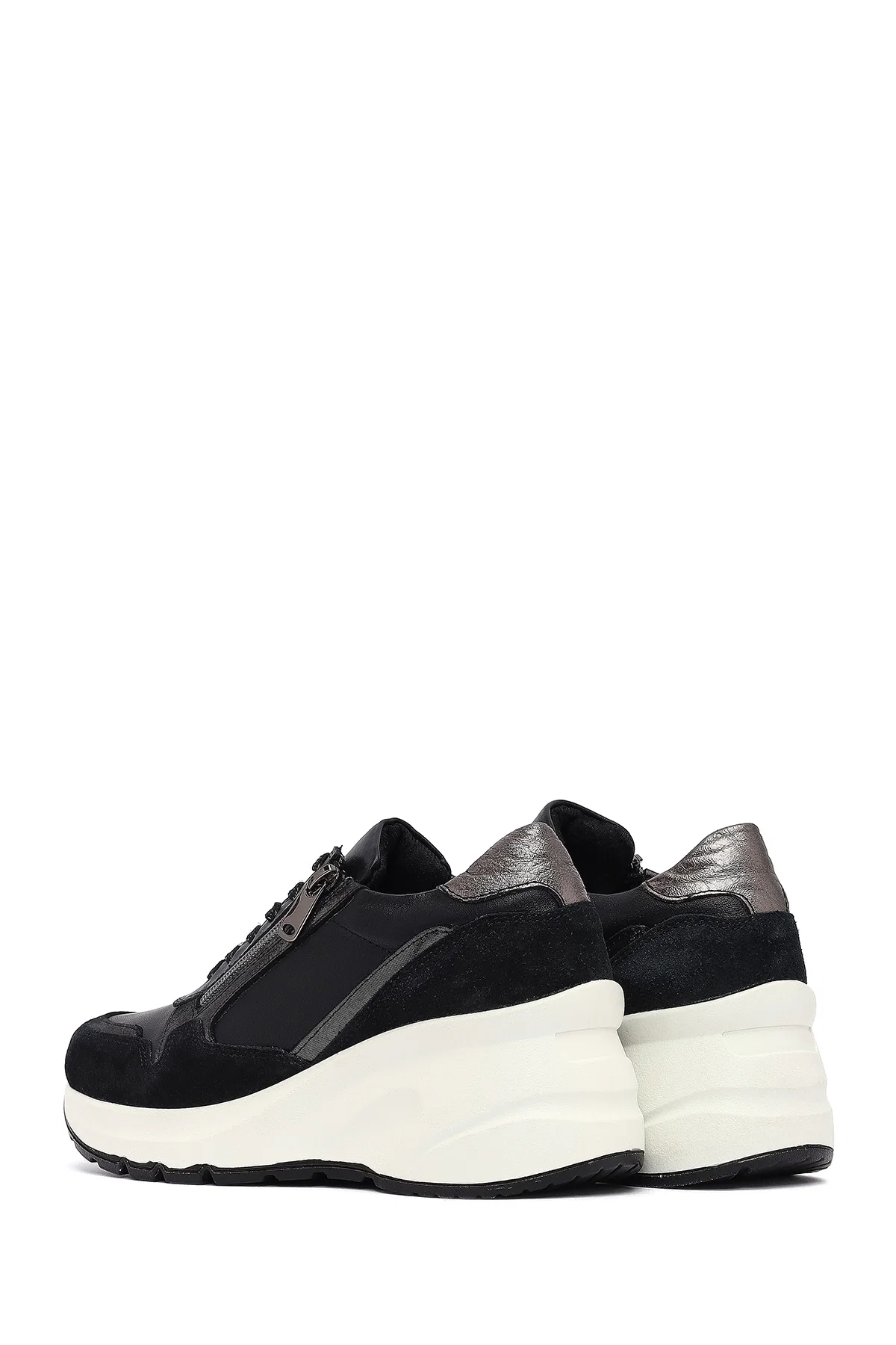 Kadın Siyah Bağcıklı Fermuar Detaylı Dolgu Topuklu Deri Sneaker - Image 5