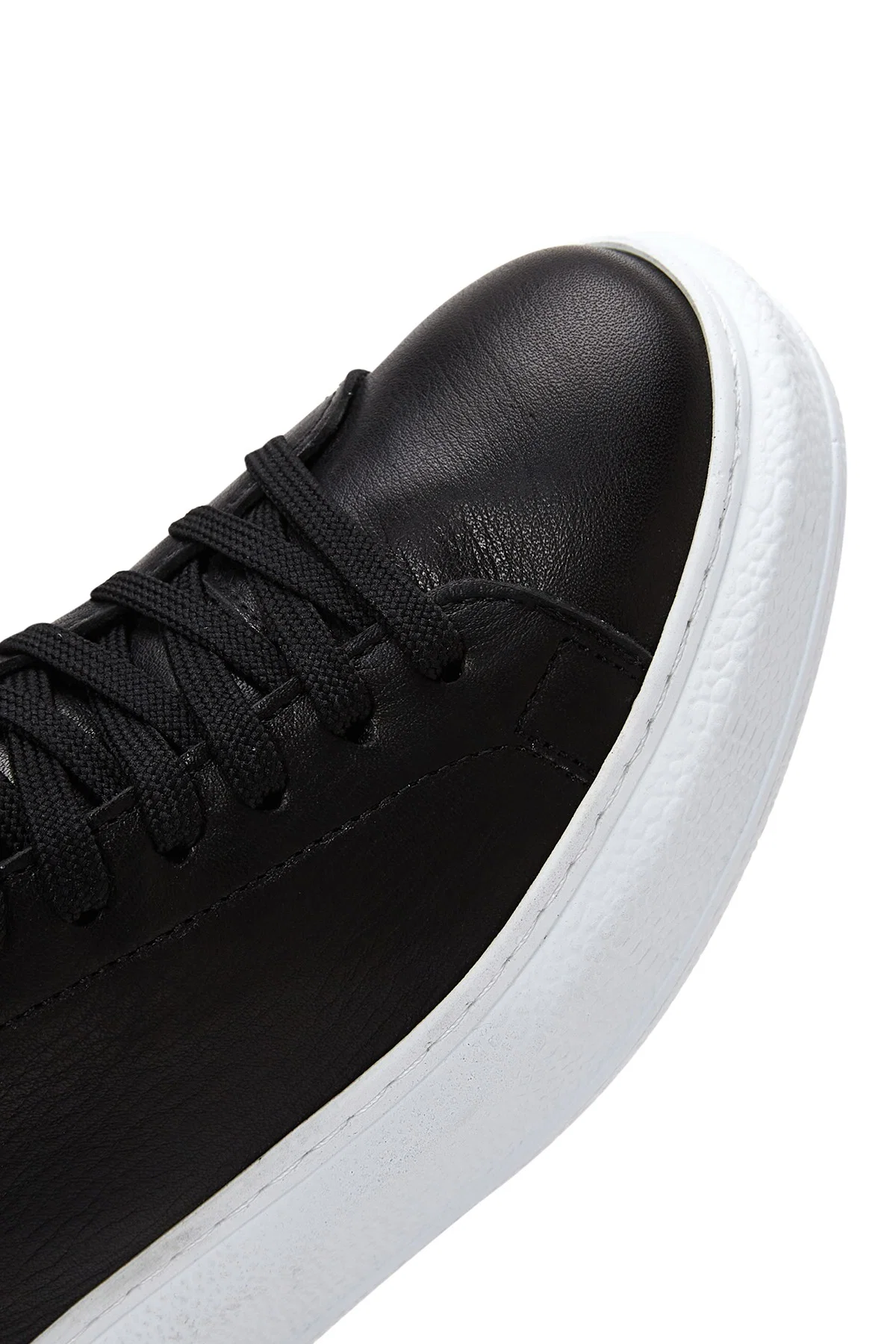 Kadın Siyah Bağcıklı Kalın Taban Deri Sneaker - Image 8