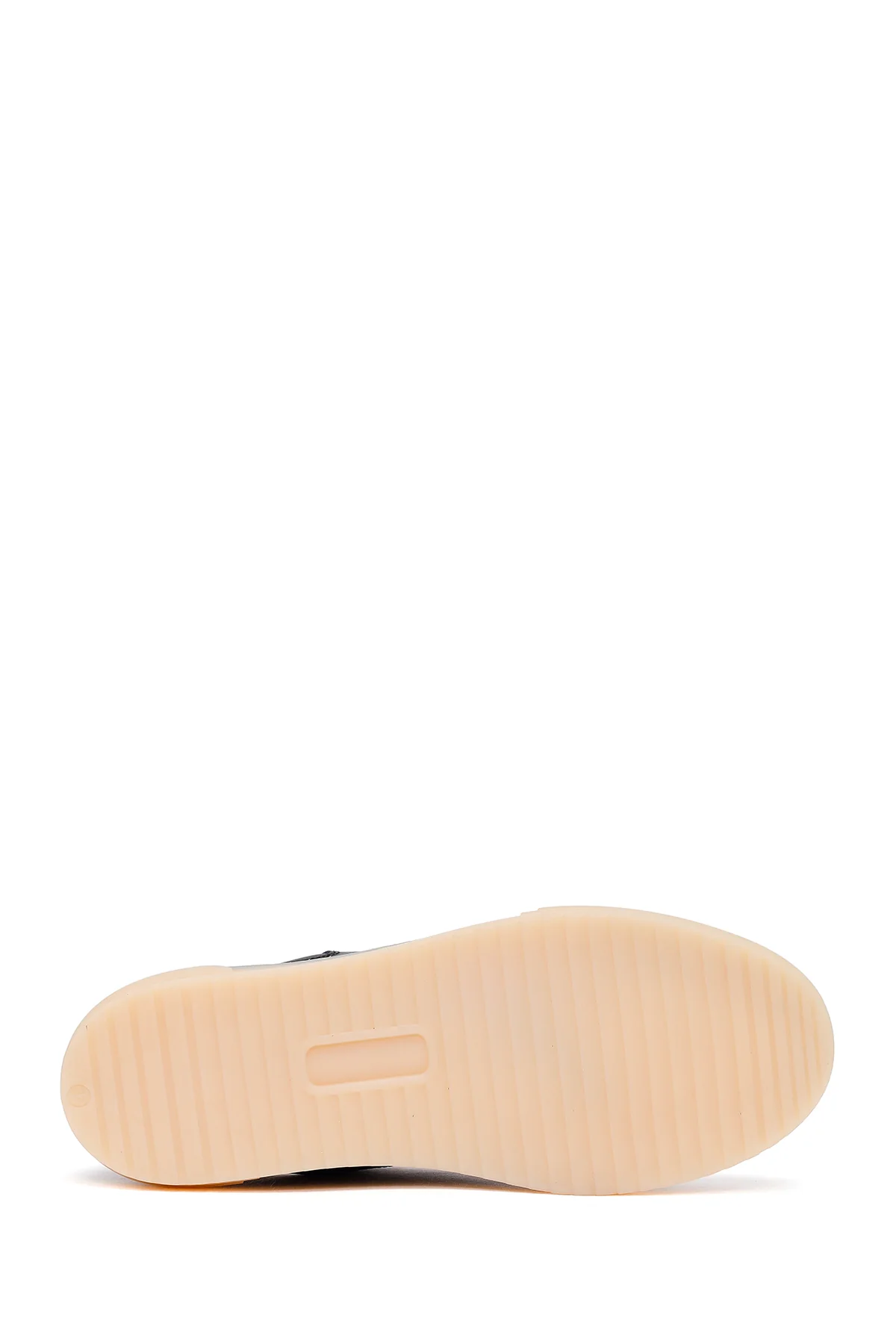 Kadın Siyah Bağcıklı Kalın Tabanlı Deri Sneaker - Image 5