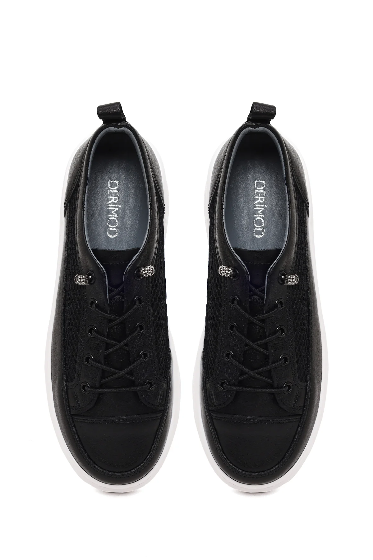 Kadın Siyah Bağcıklı Kalın Tabanlı Deri Sneaker - Image 4