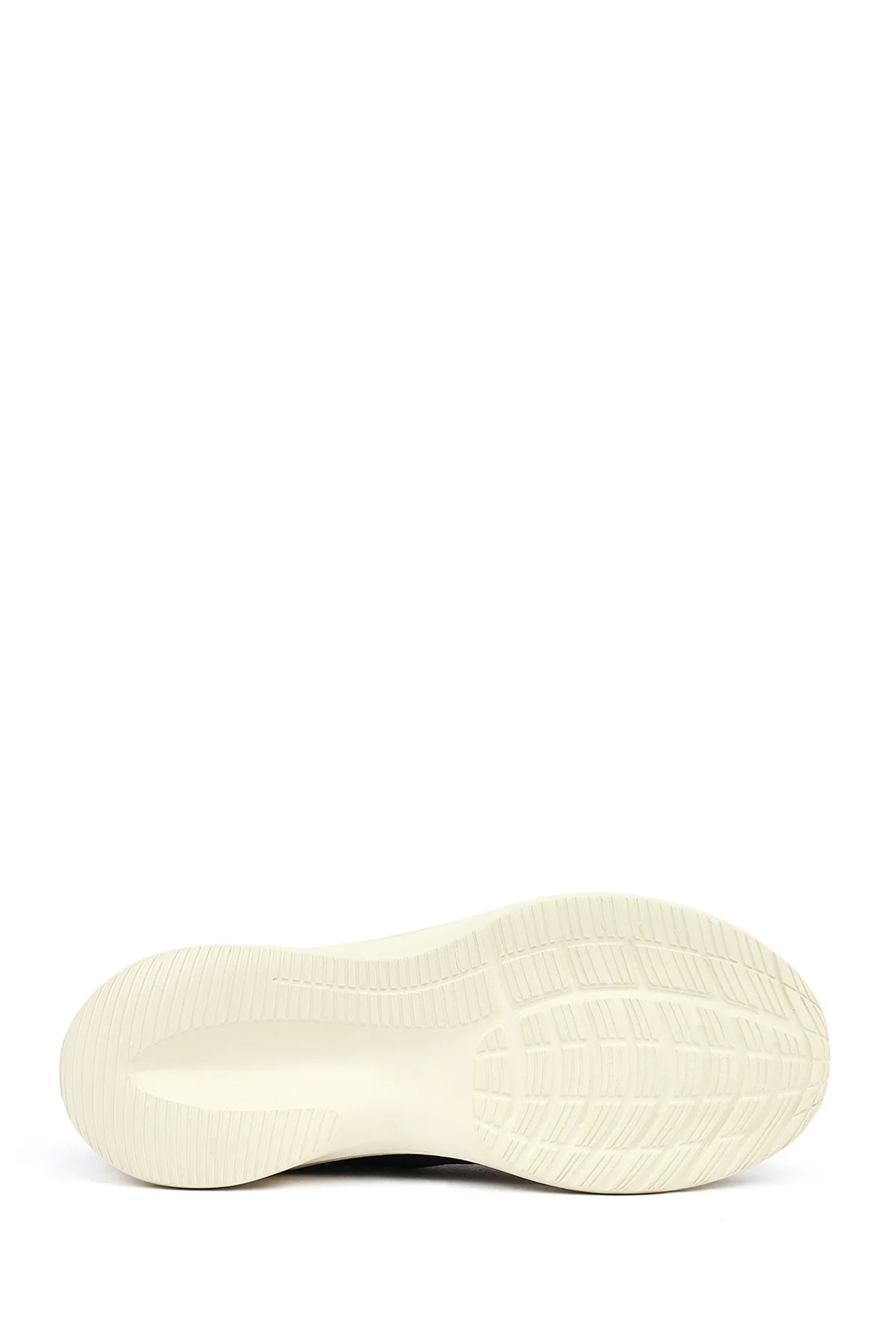 Kadın Siyah Bağcıklı Kalın Tabanlı Desenli Kumaş Comfort Sneaker - Image 5