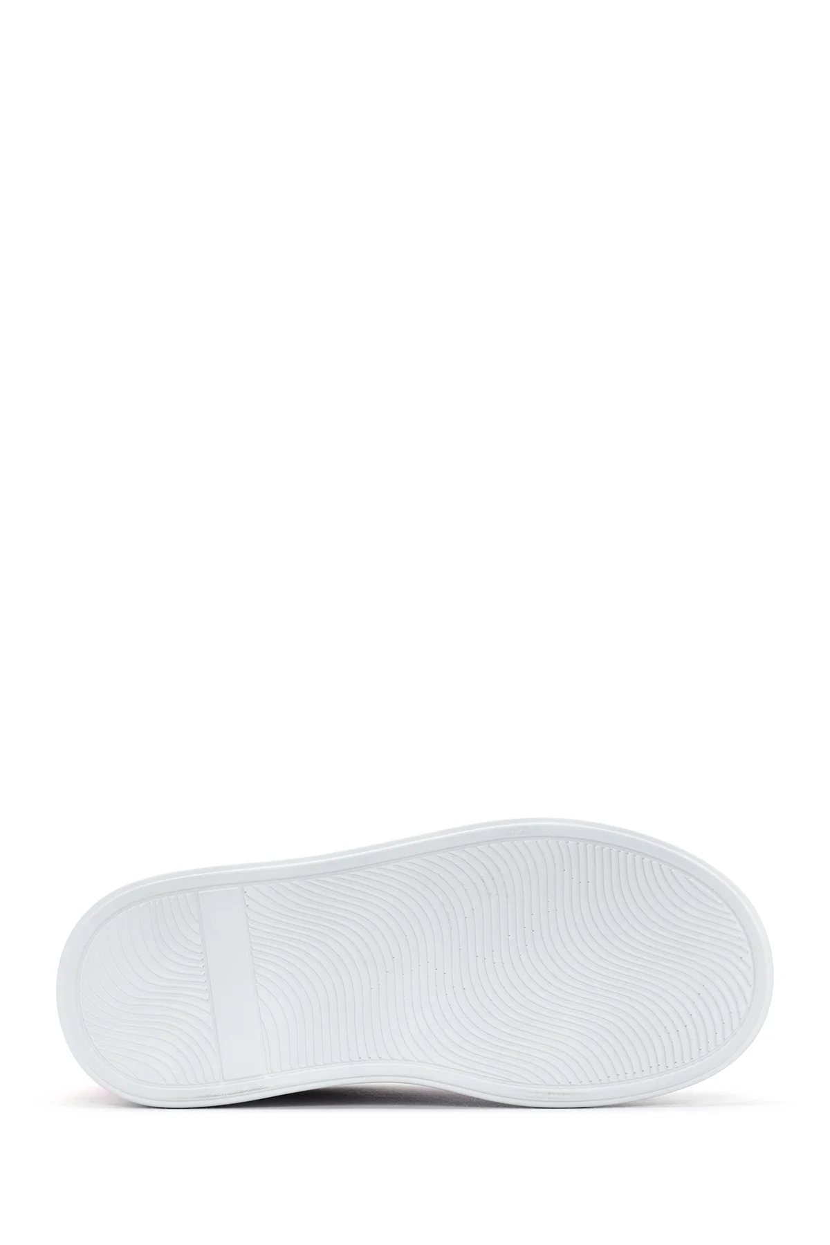 Kadın Siyah Bağcıklı Kalın Tabanlı Sneaker - Image 4