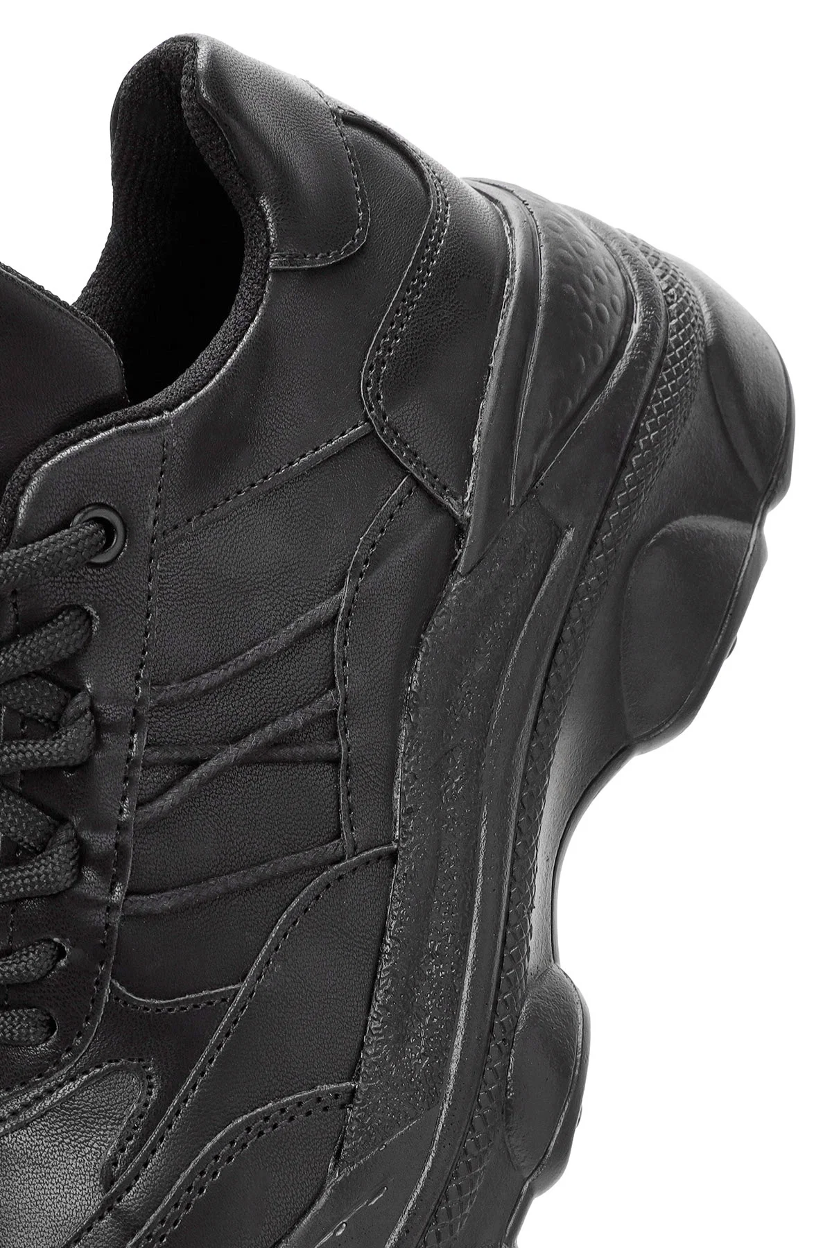 Kadın Siyah Bağcıklı Kalın Tabanlı Sneaker - Image 10