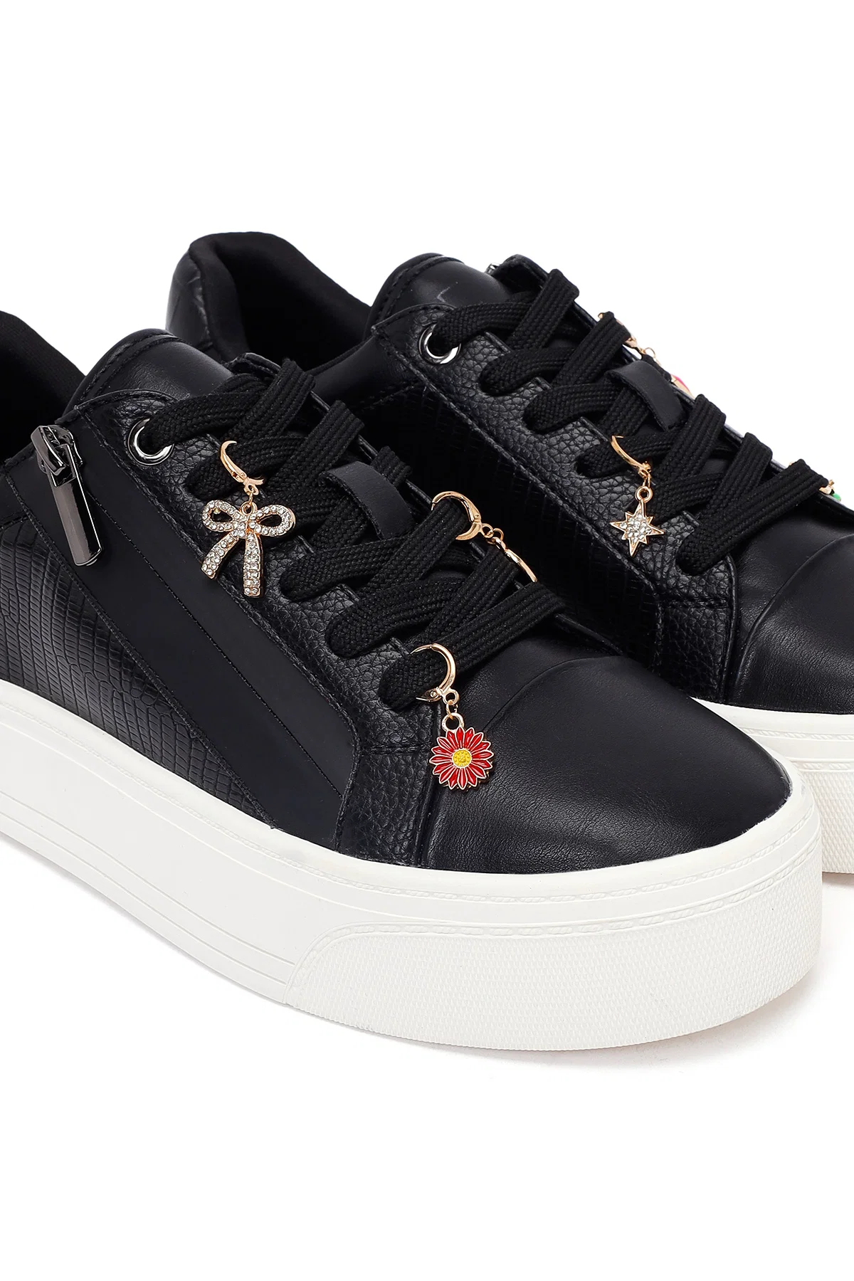 Kadın Siyah Bağcıklı Kalın Tabanlı Sneaker - Image 11