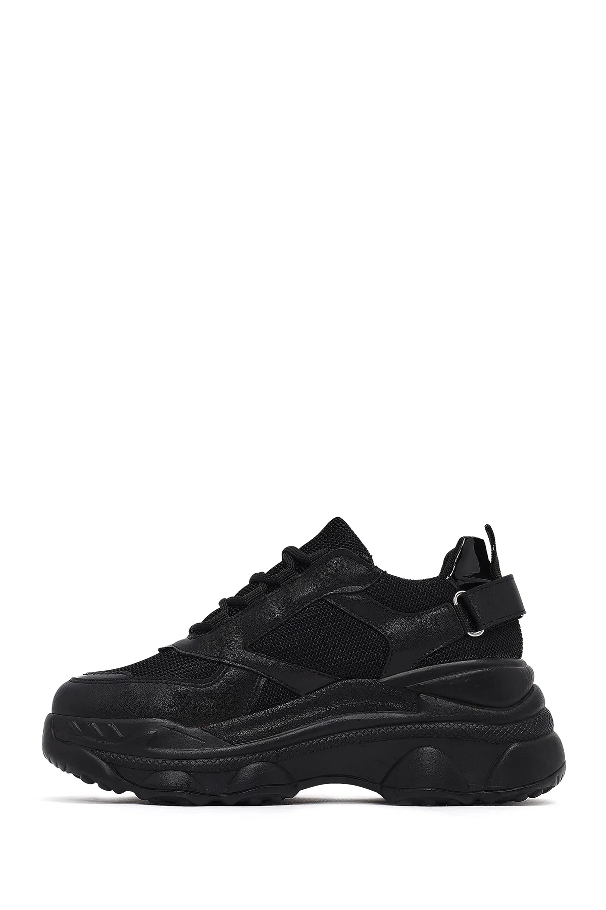 Kadın Siyah Bağcıklı Kalın Tabanlı Sneaker - Image 2