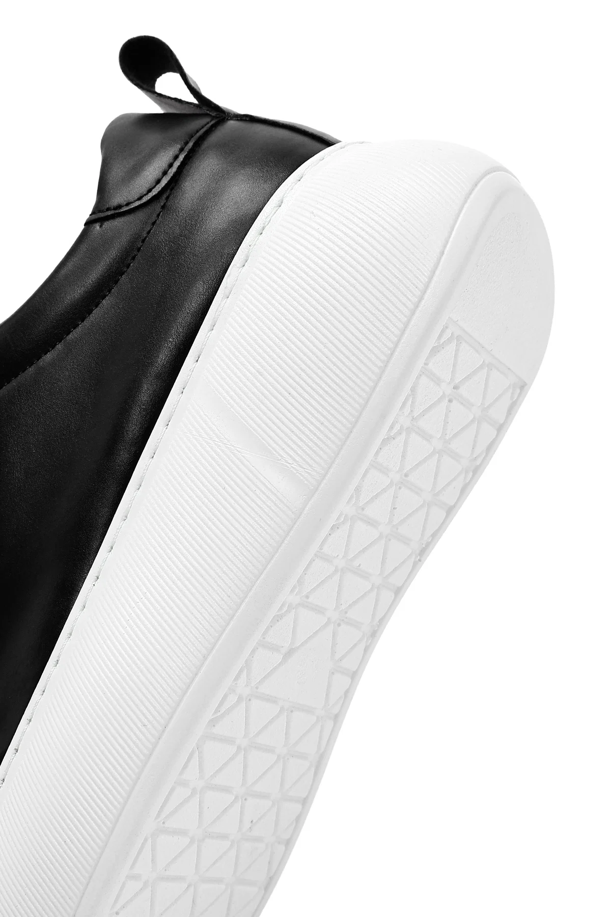 Kadın Siyah Bağcıklı Kalın Tabanlı Sneaker - Image 8