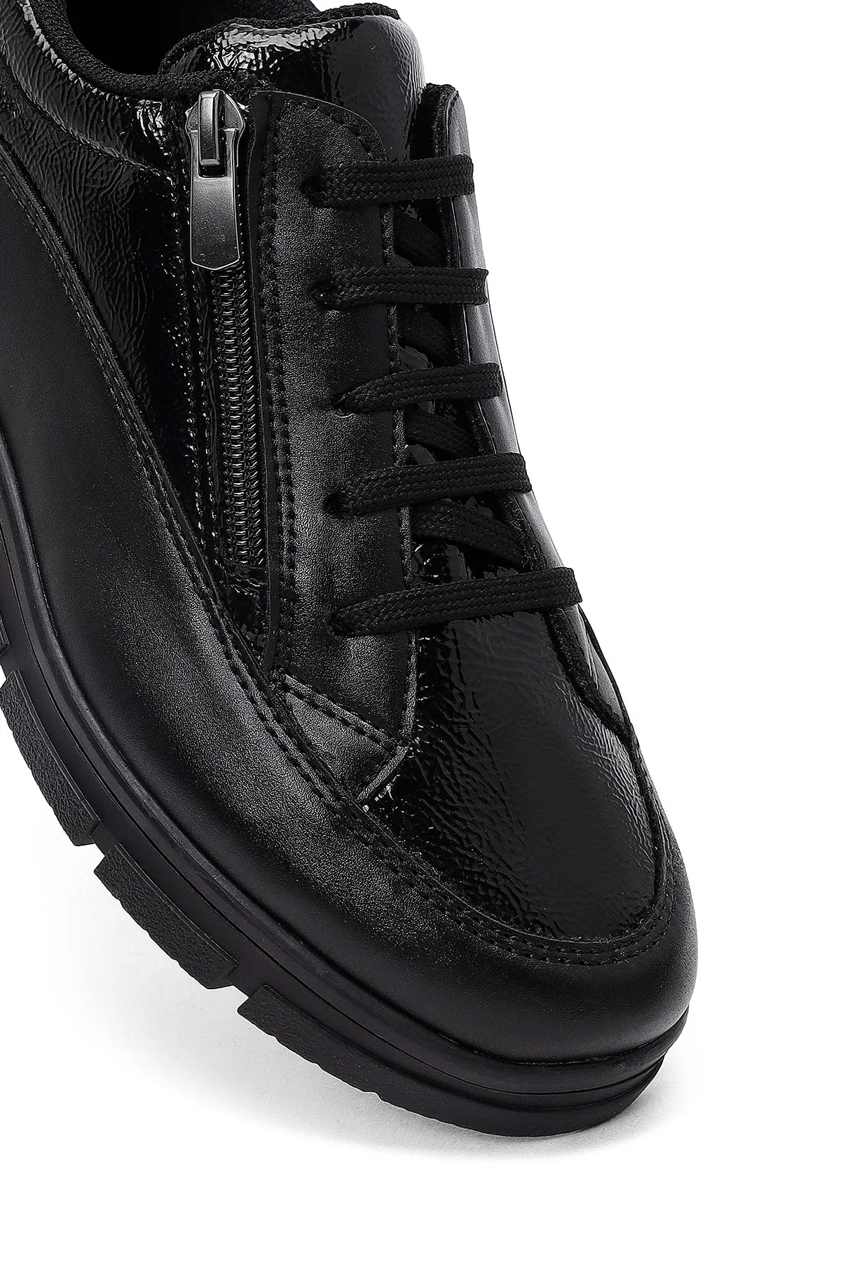 Kadın Siyah Bağcıklı Sneaker - Image 8
