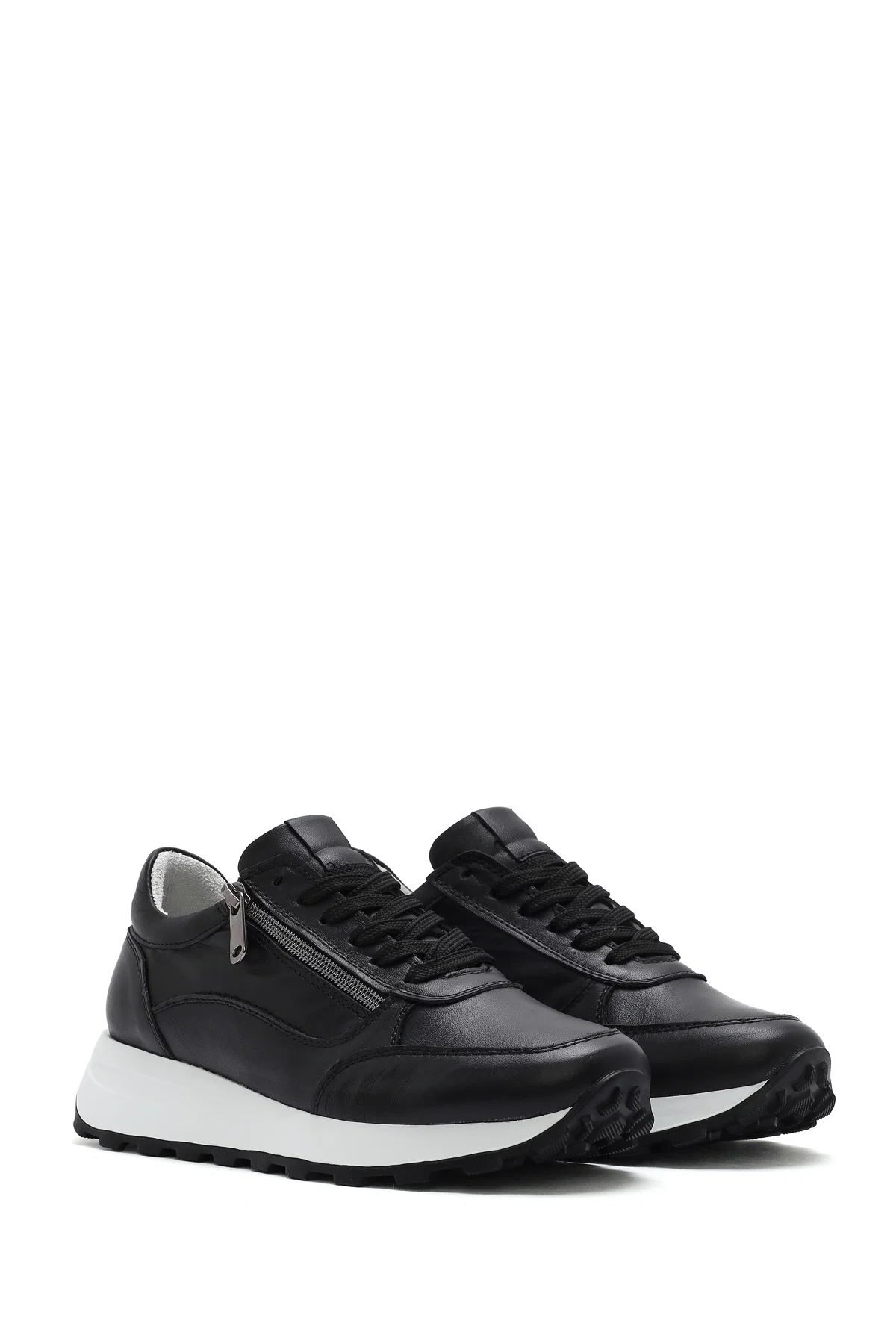 Kadın Siyah Bağcıklı Yandan Fermuarlı Deri Sneaker - Image 3