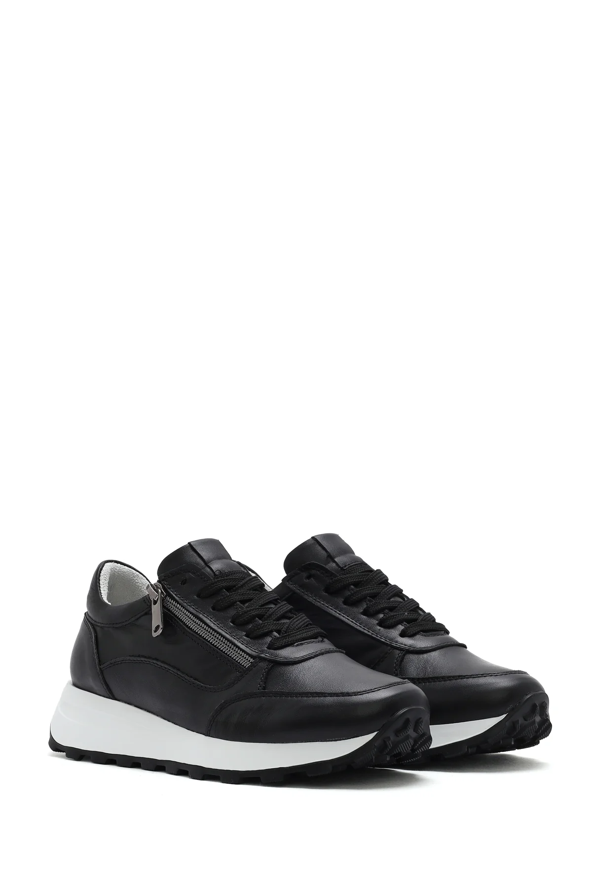 Kadın Siyah Bağcıklı Yandan Fermuarlı Deri Sneaker - Image 2
