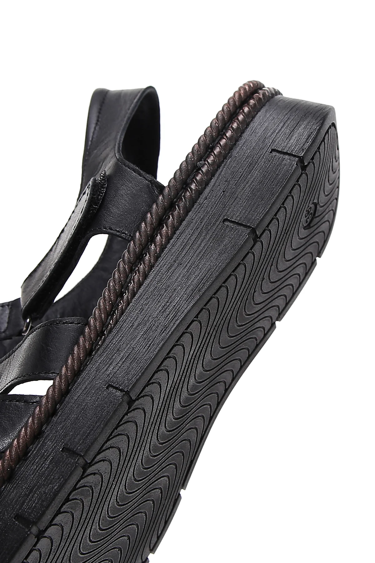 Kadın Siyah Bilekten Bantlı Deri Comfort Sandalet - Image 8