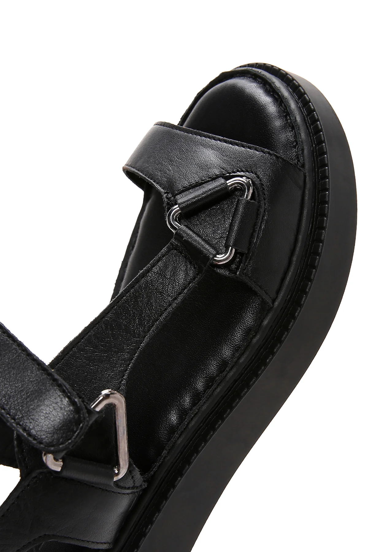 Kadın Siyah Bilekten Bantlı Deri Comfort Sandalet - Image 7