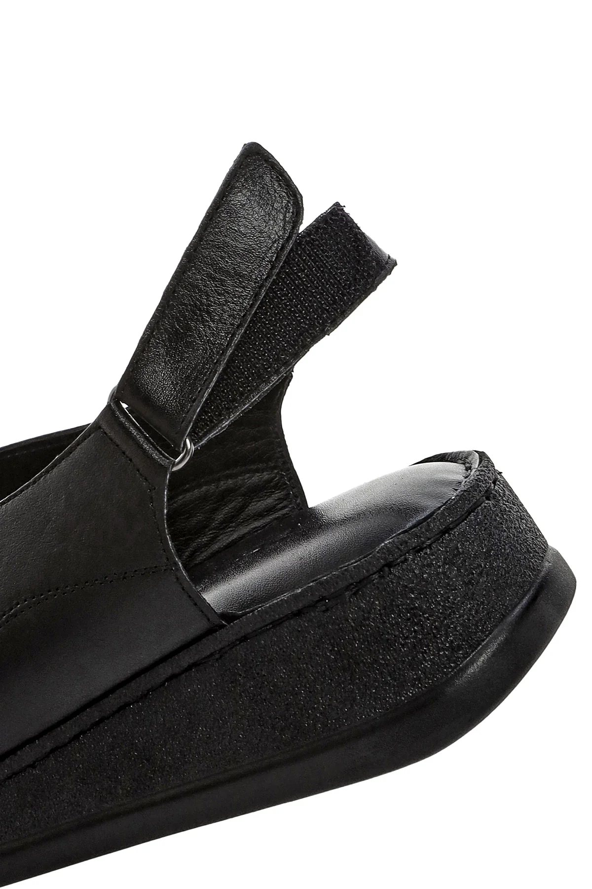 Kadın Siyah Bilekten Bantlı Kalın Tabanlı Deri Comfort Sandalet - Image 9