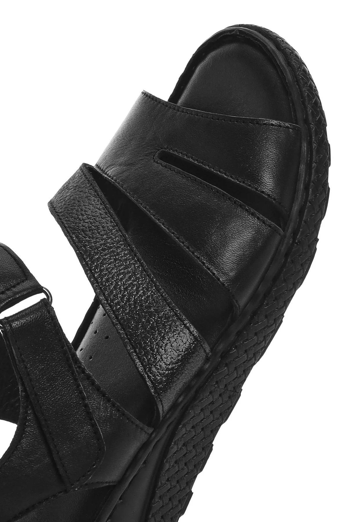 Kadın Siyah Bilekten Bantlı Kalın Tabanlı Deri Comfort Sandalet - Image 10