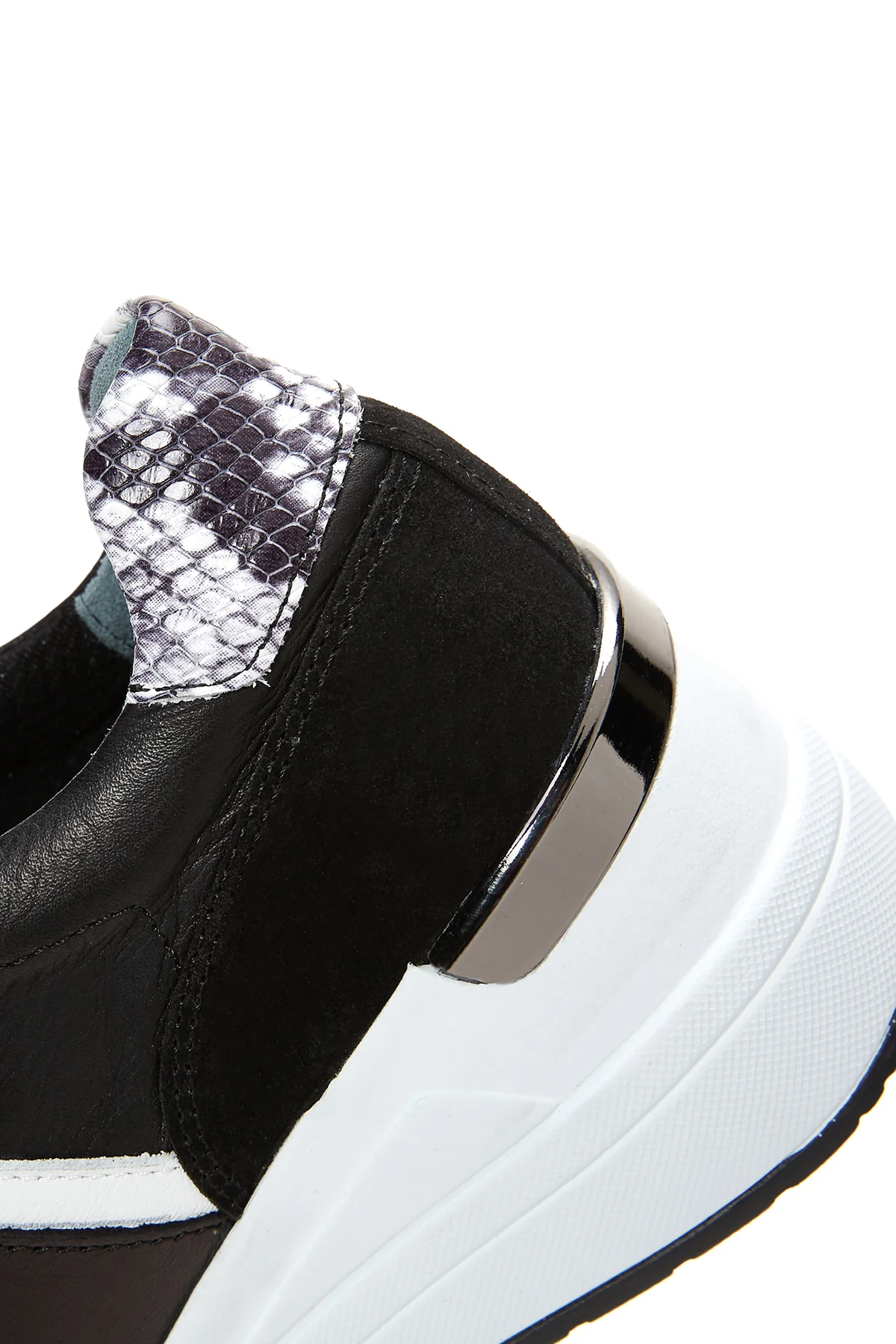 Kadın Siyah Deri Dolgu Topuklu Sneaker - Image 8